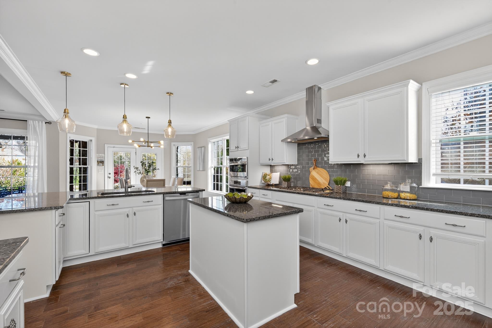 2762 Red Maple Lane