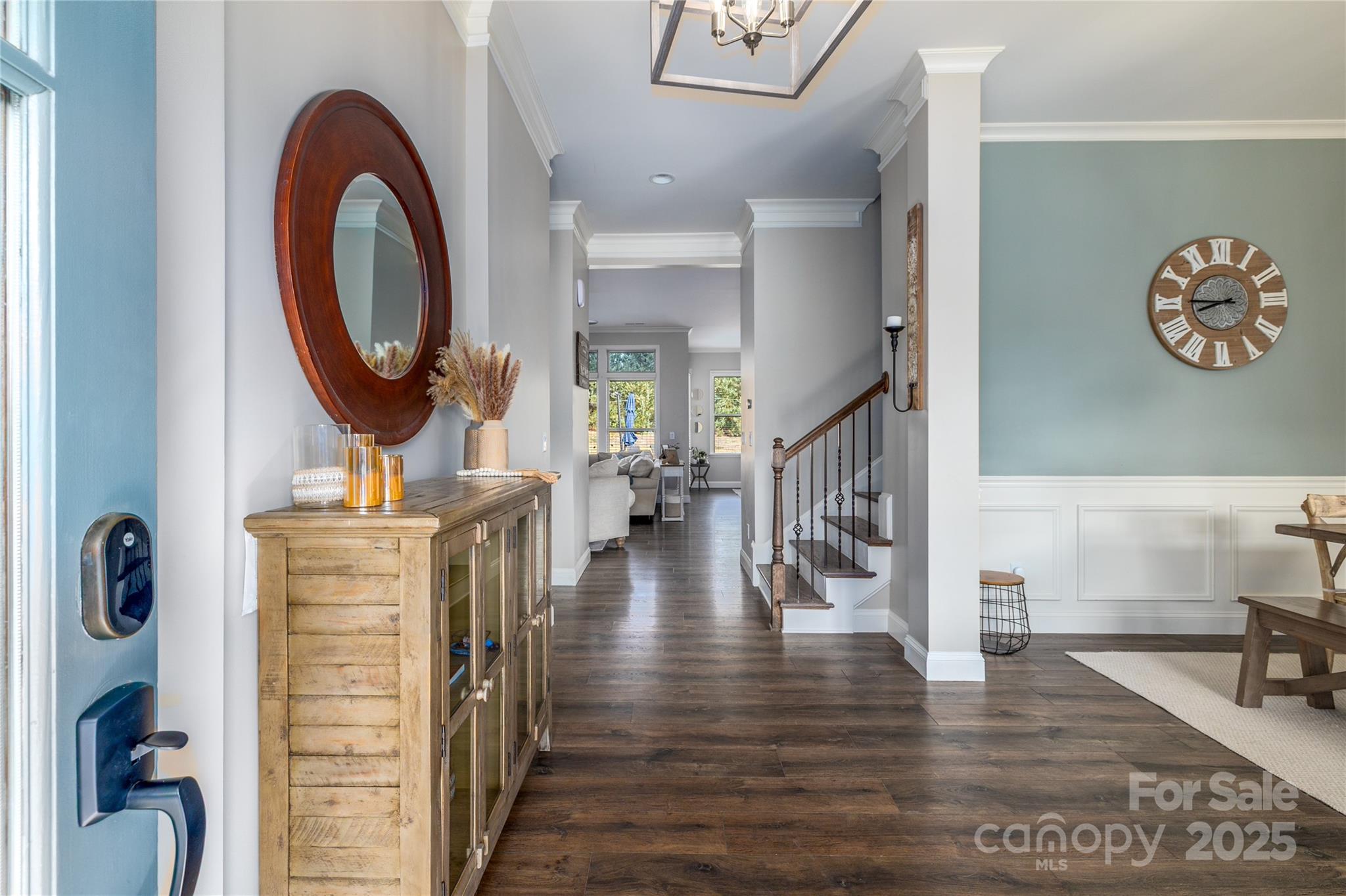 1005 Dunwoody Drive