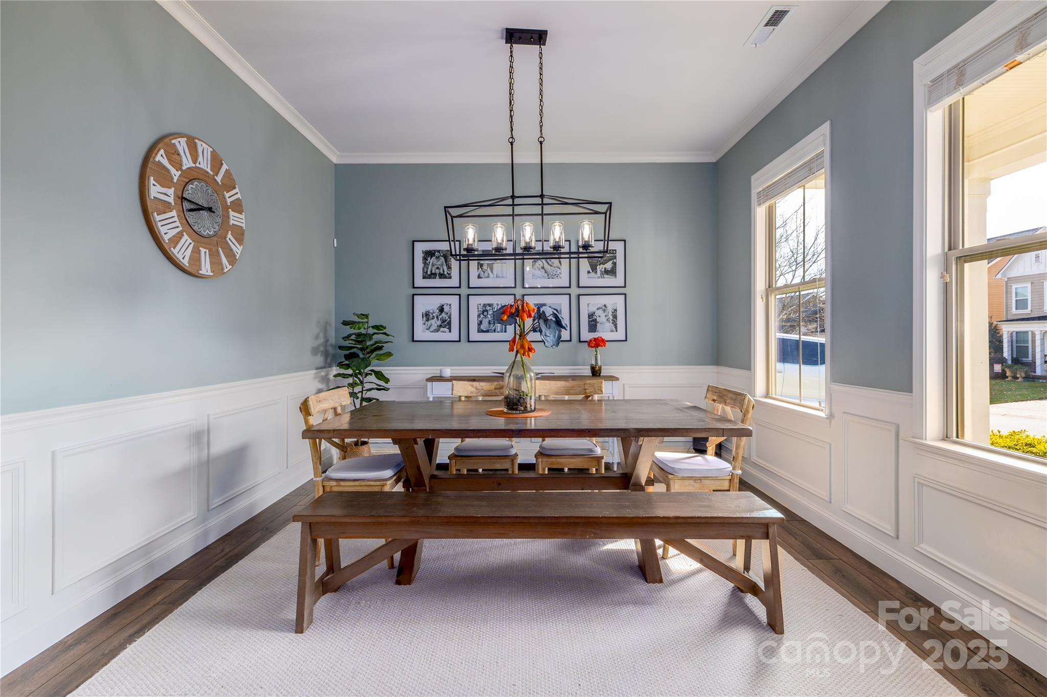 1005 Dunwoody Drive