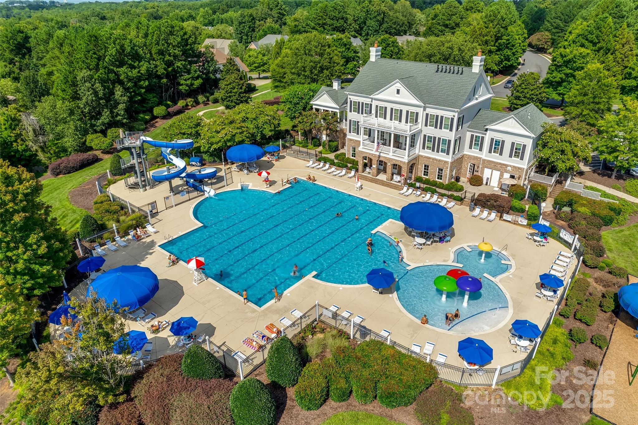 1005 Dunwoody Drive