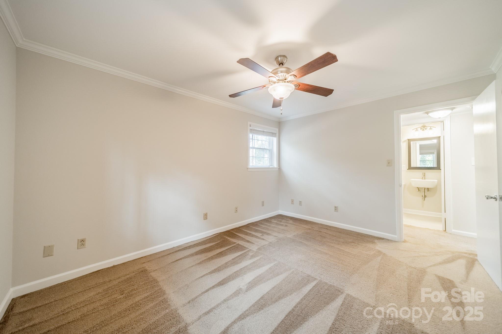 3221 Northampton Drive