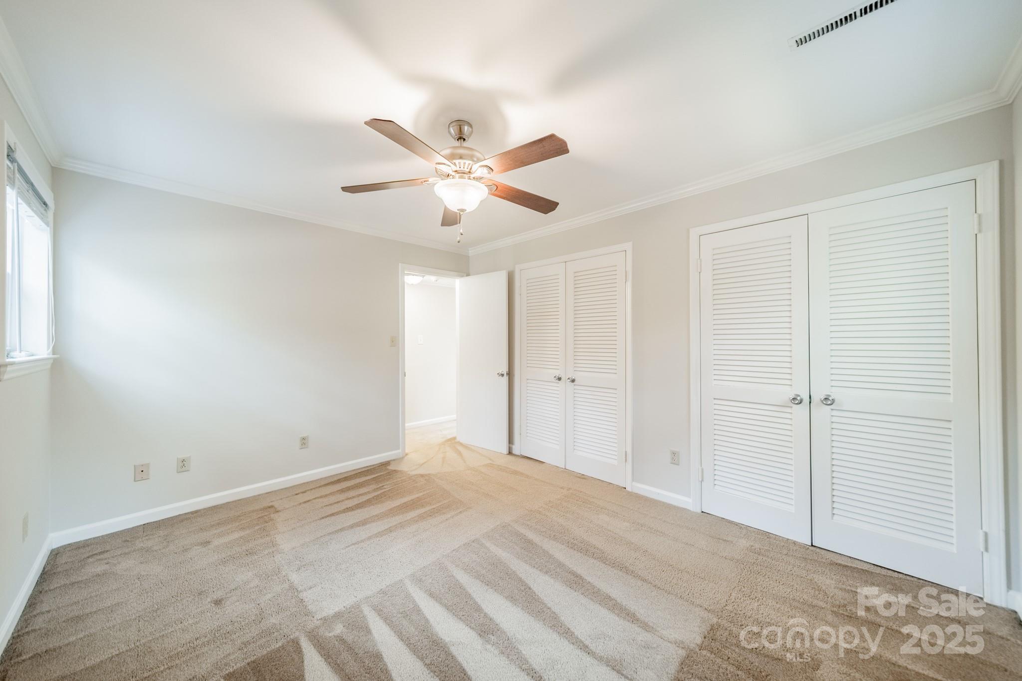 3221 Northampton Drive
