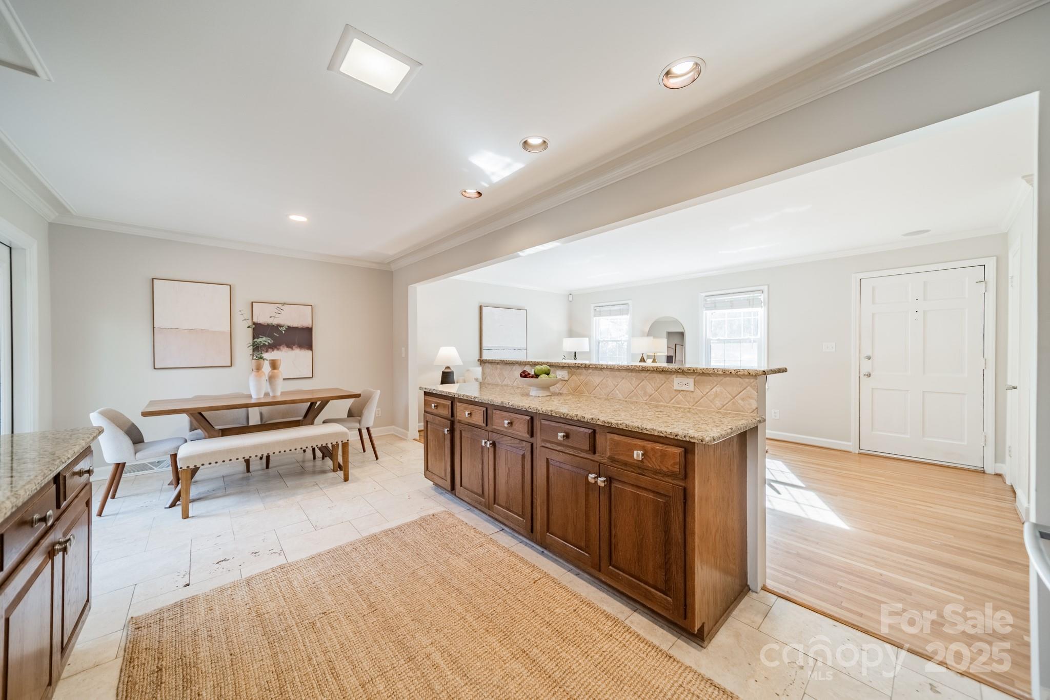 3221 Northampton Drive