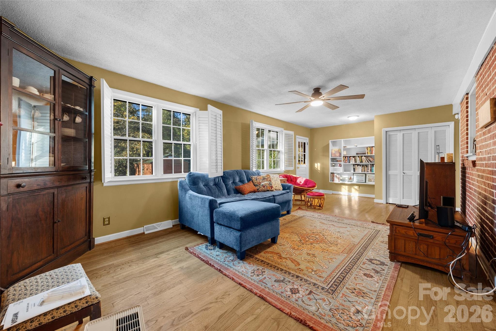601 Country Club Drive