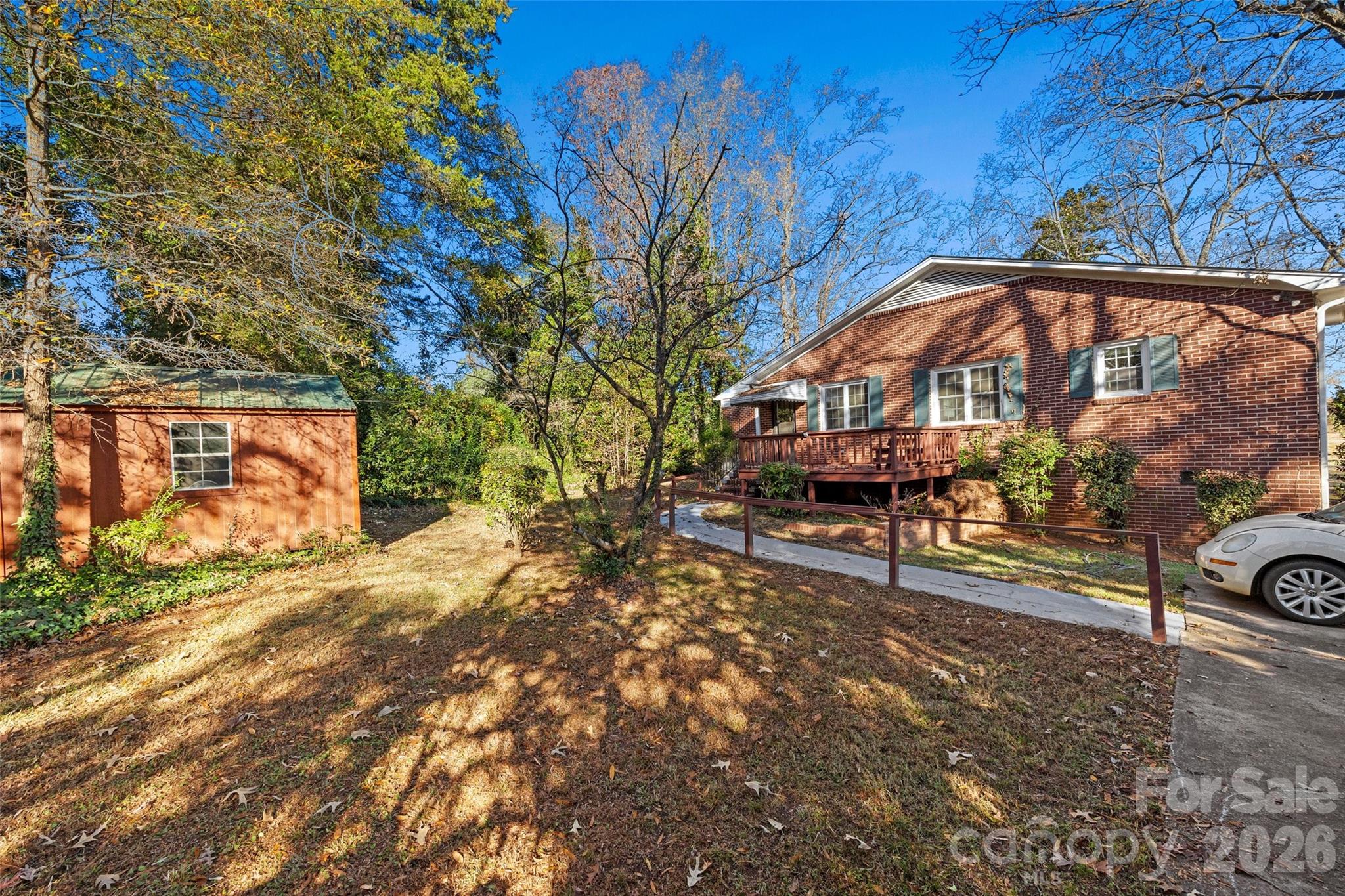 601 Country Club Drive