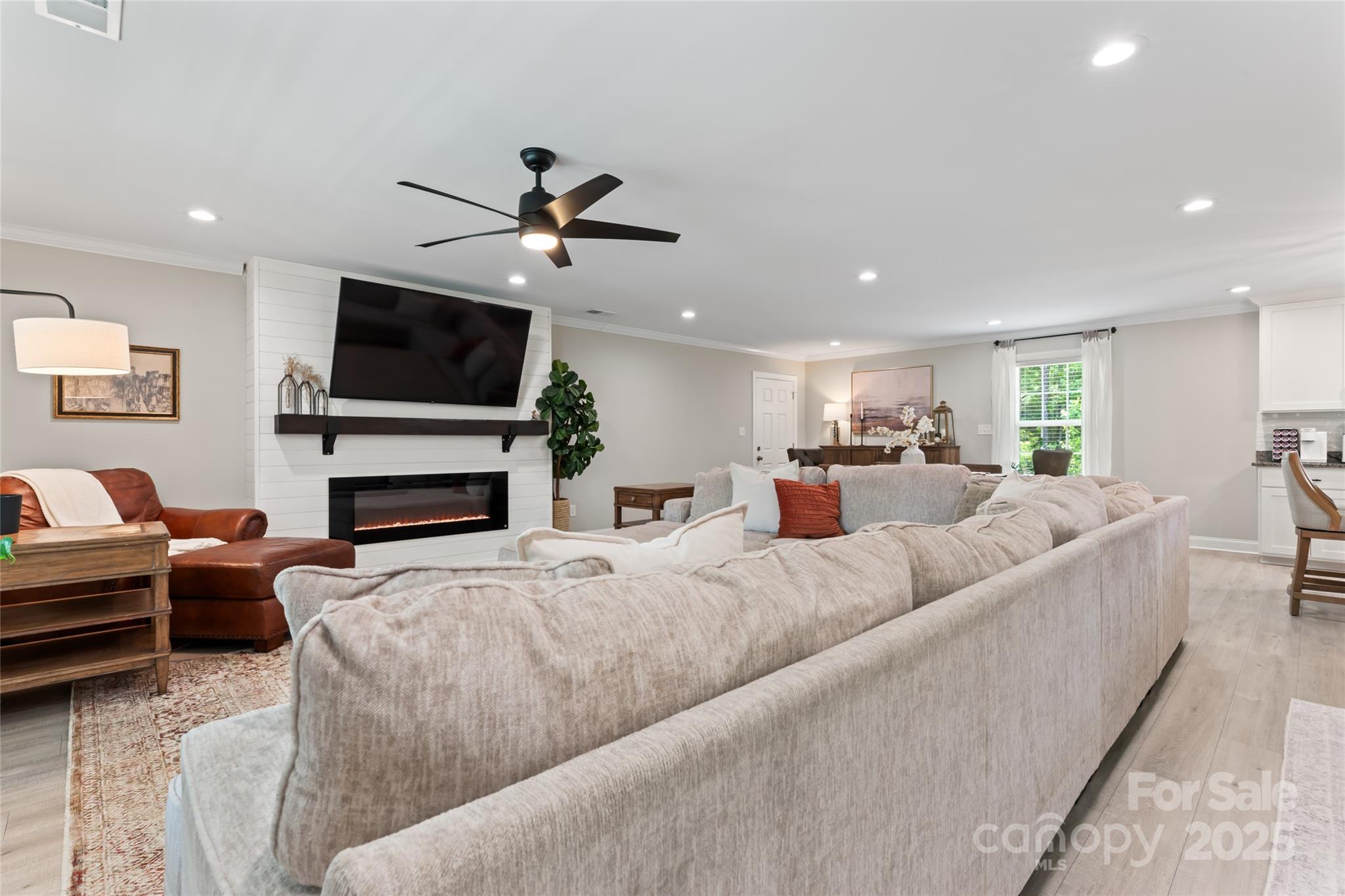 4008 Cypress Circle