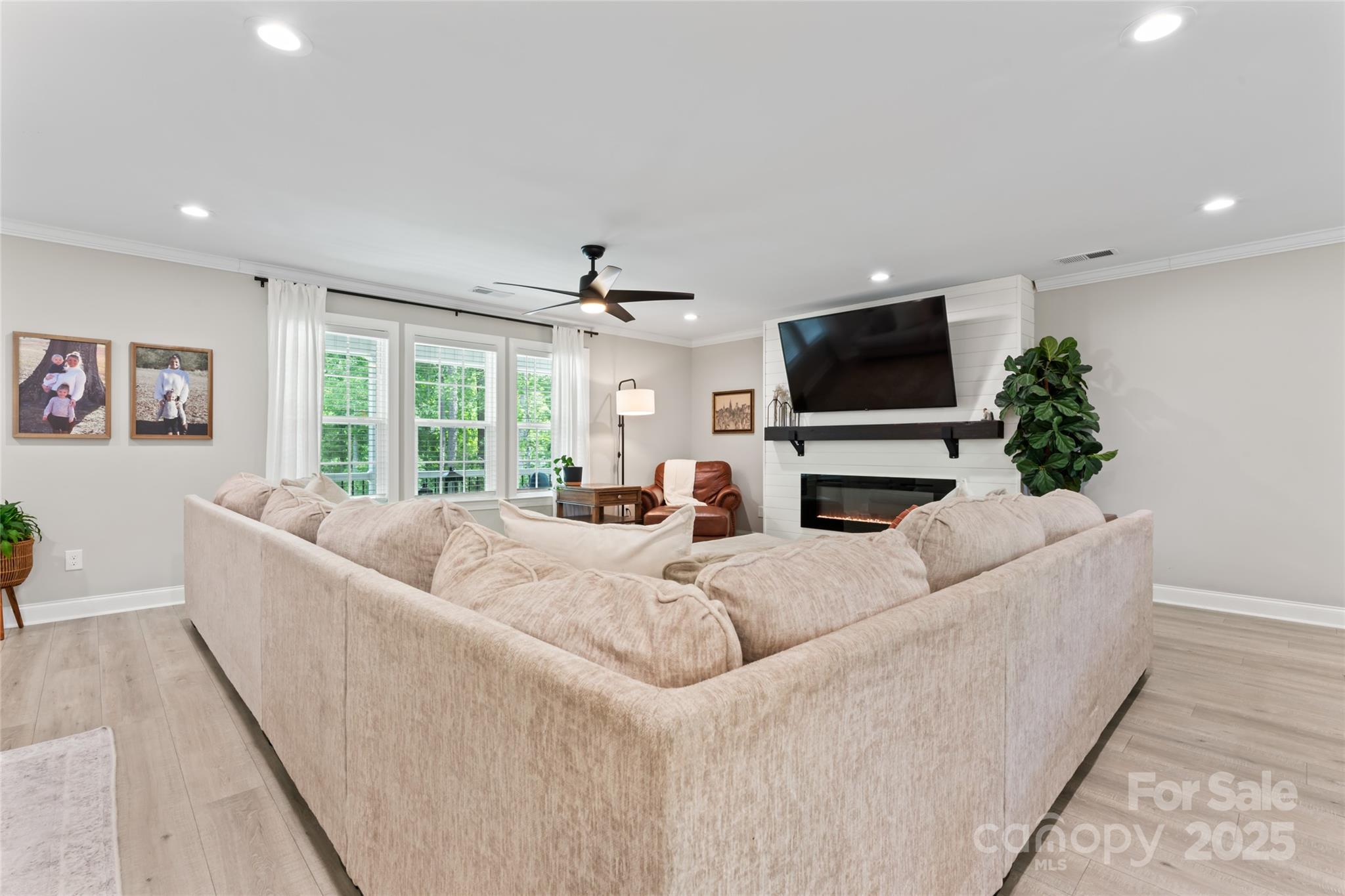 4008 Cypress Circle