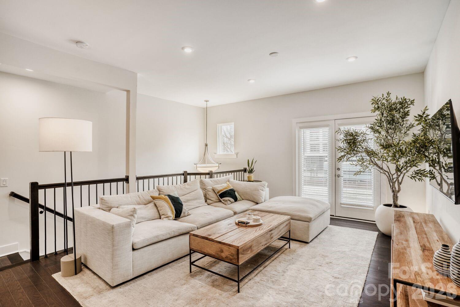 3800 Sky Haven Drive