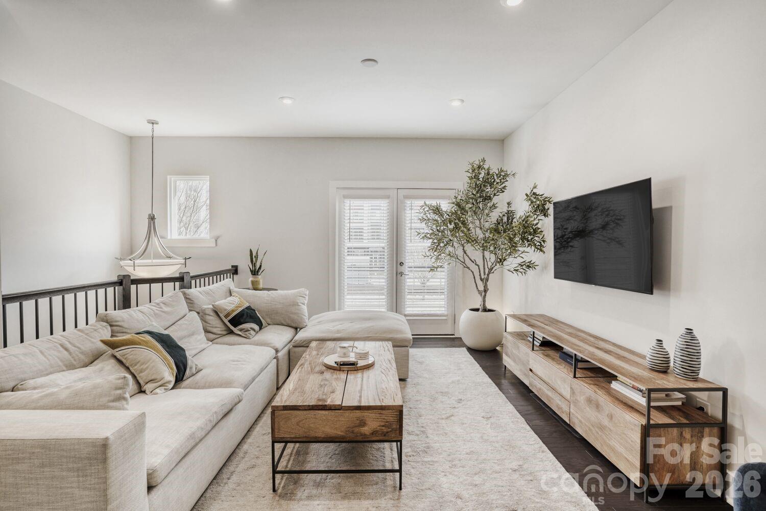 3800 Sky Haven Drive