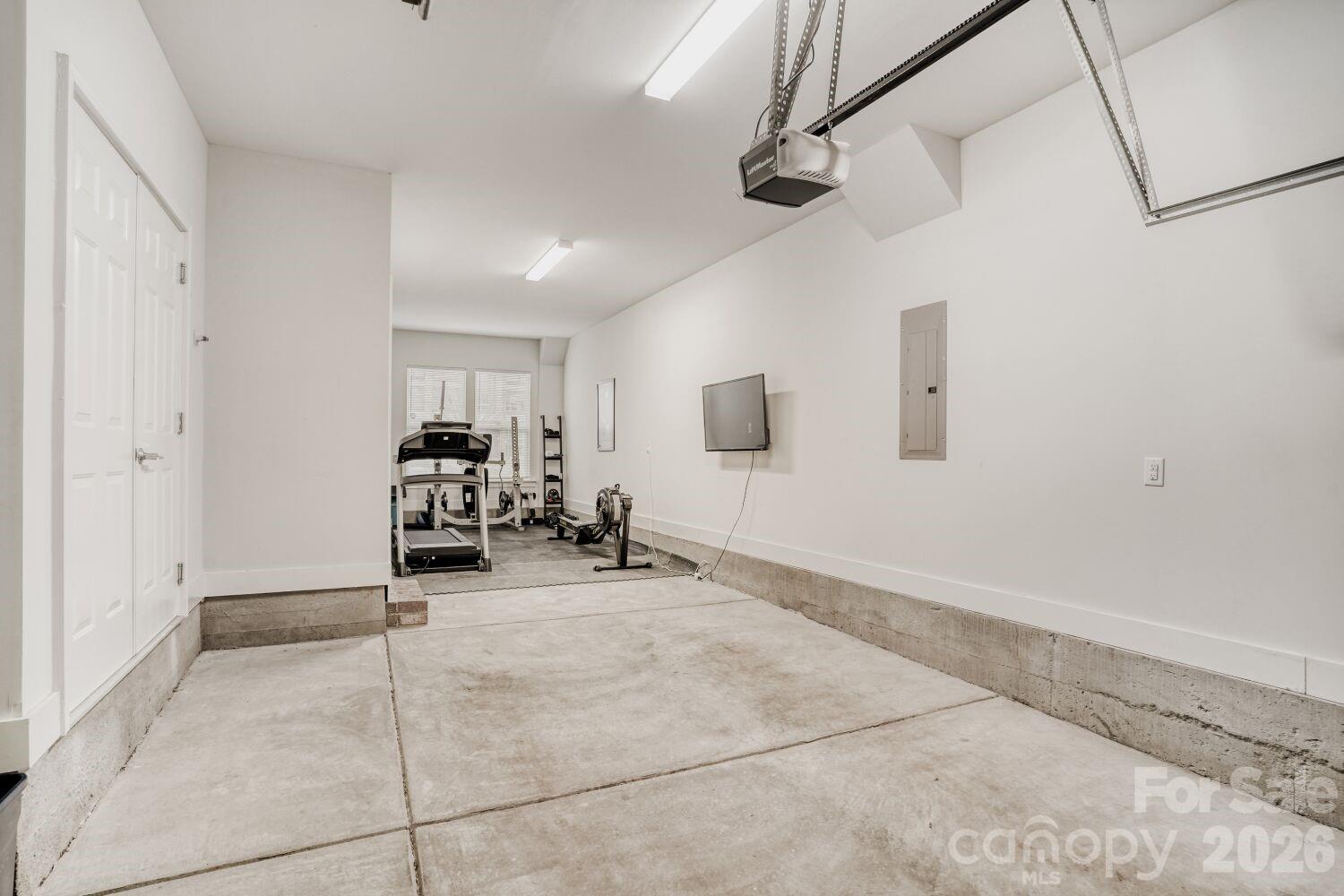 3800 Sky Haven Drive
