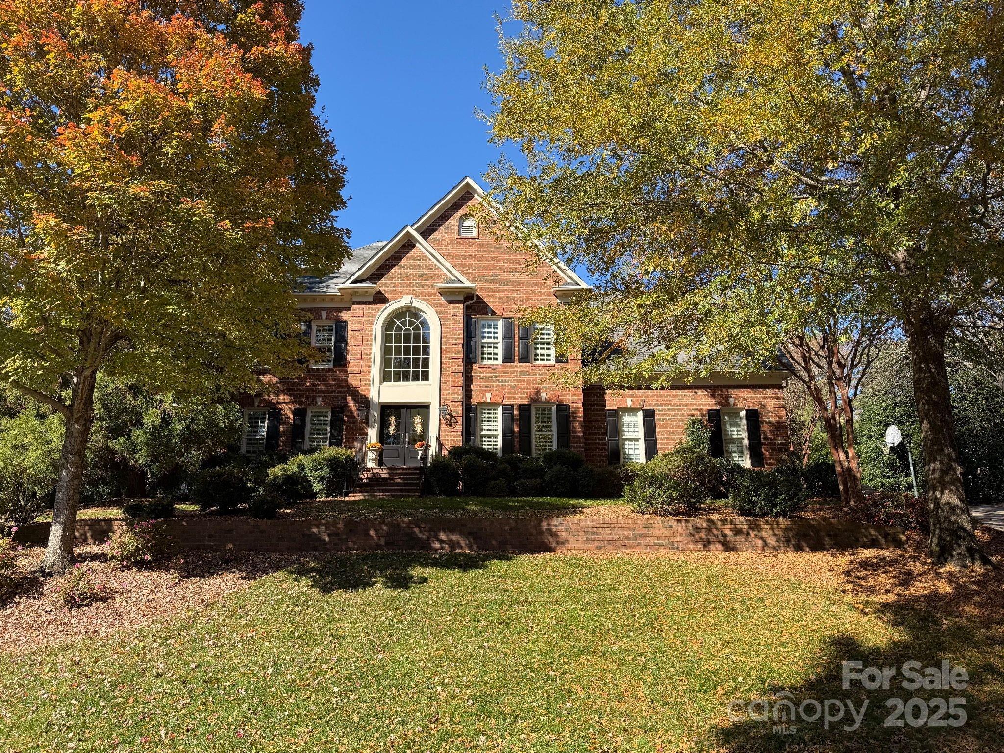 2218 Queensland Drive