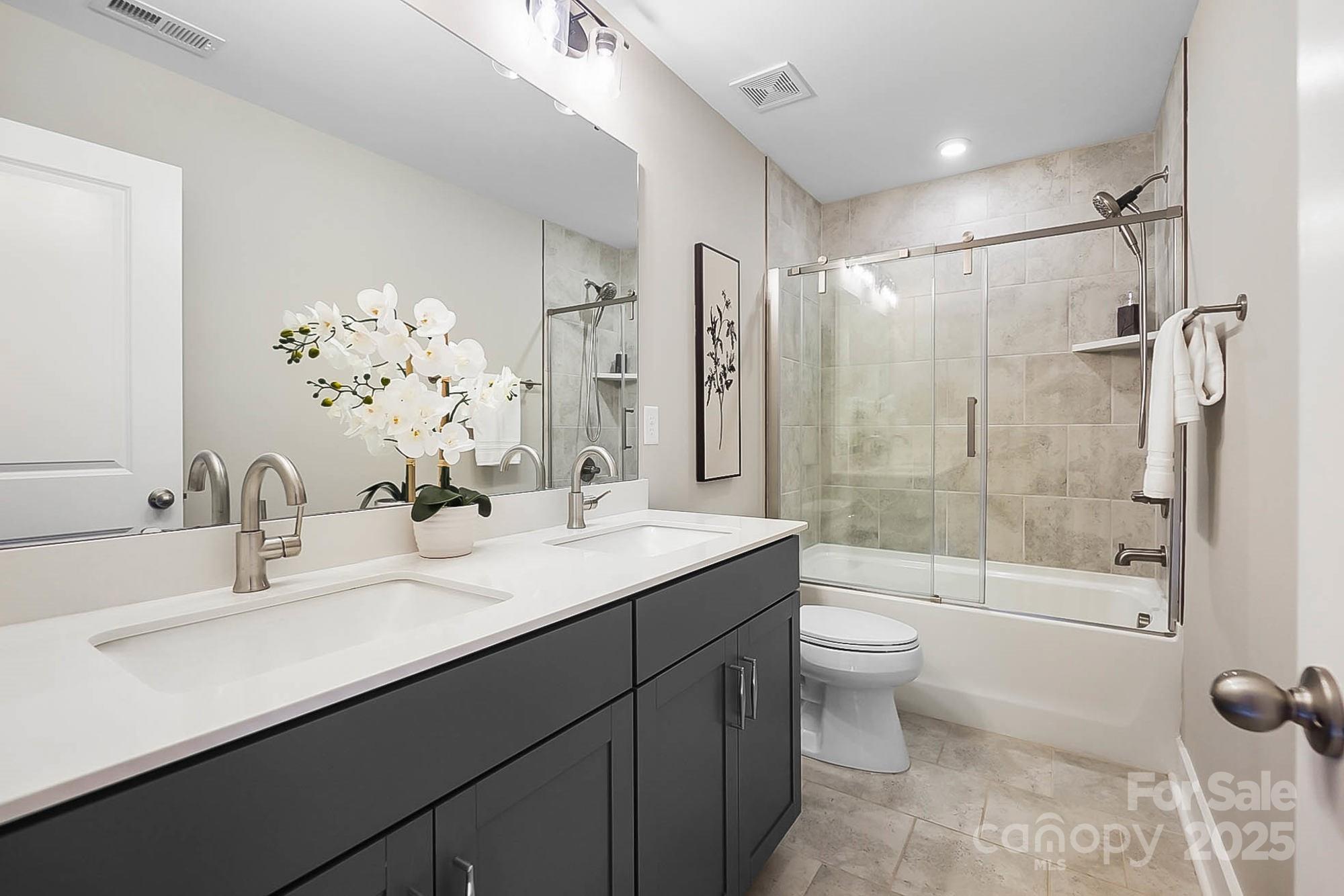 7034 Cloer Court