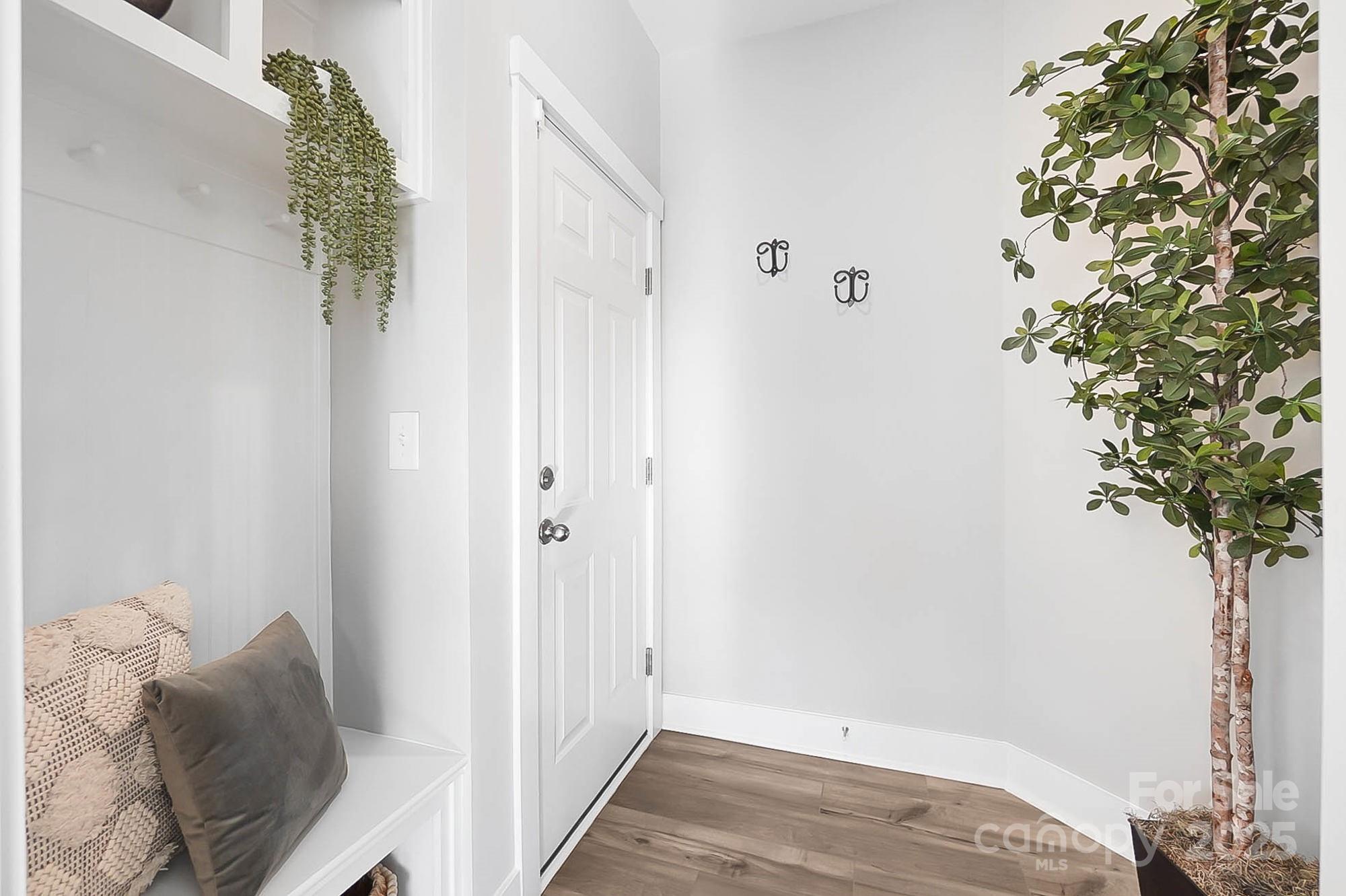7034 Cloer Court