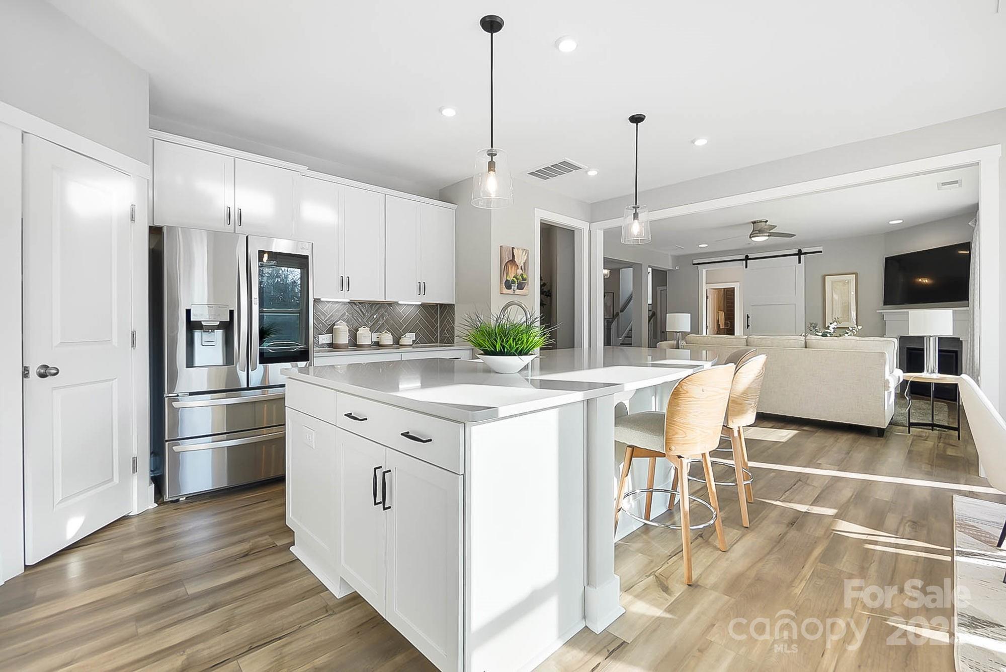 7034 Cloer Court