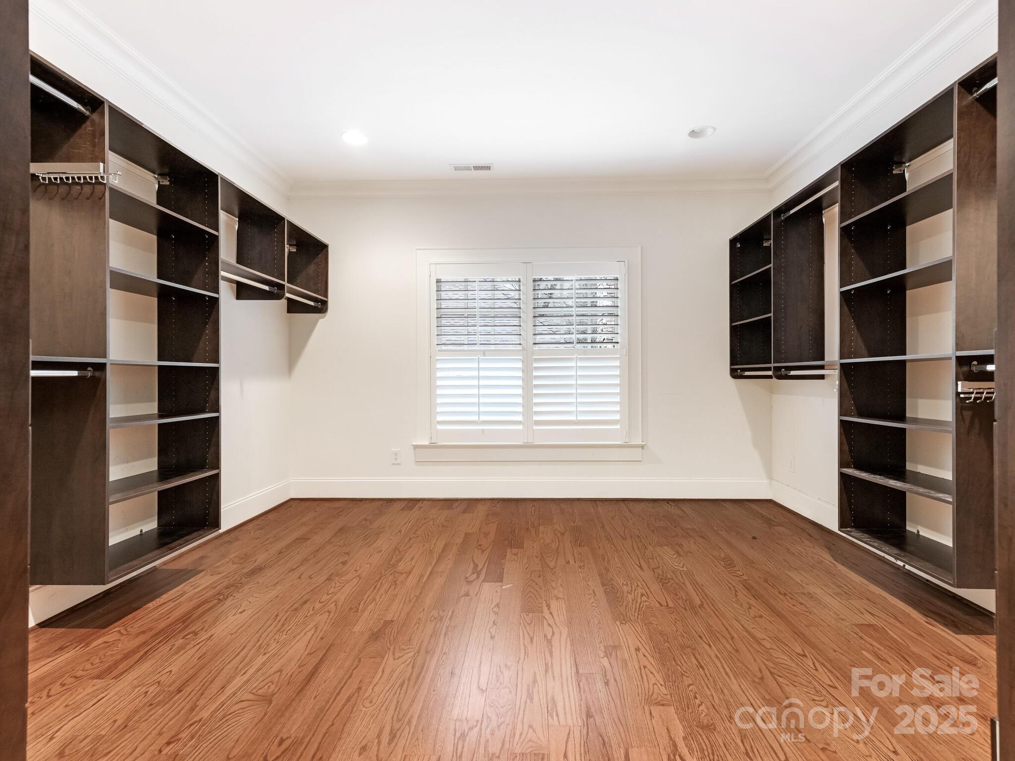 528 Meadowbrook Road