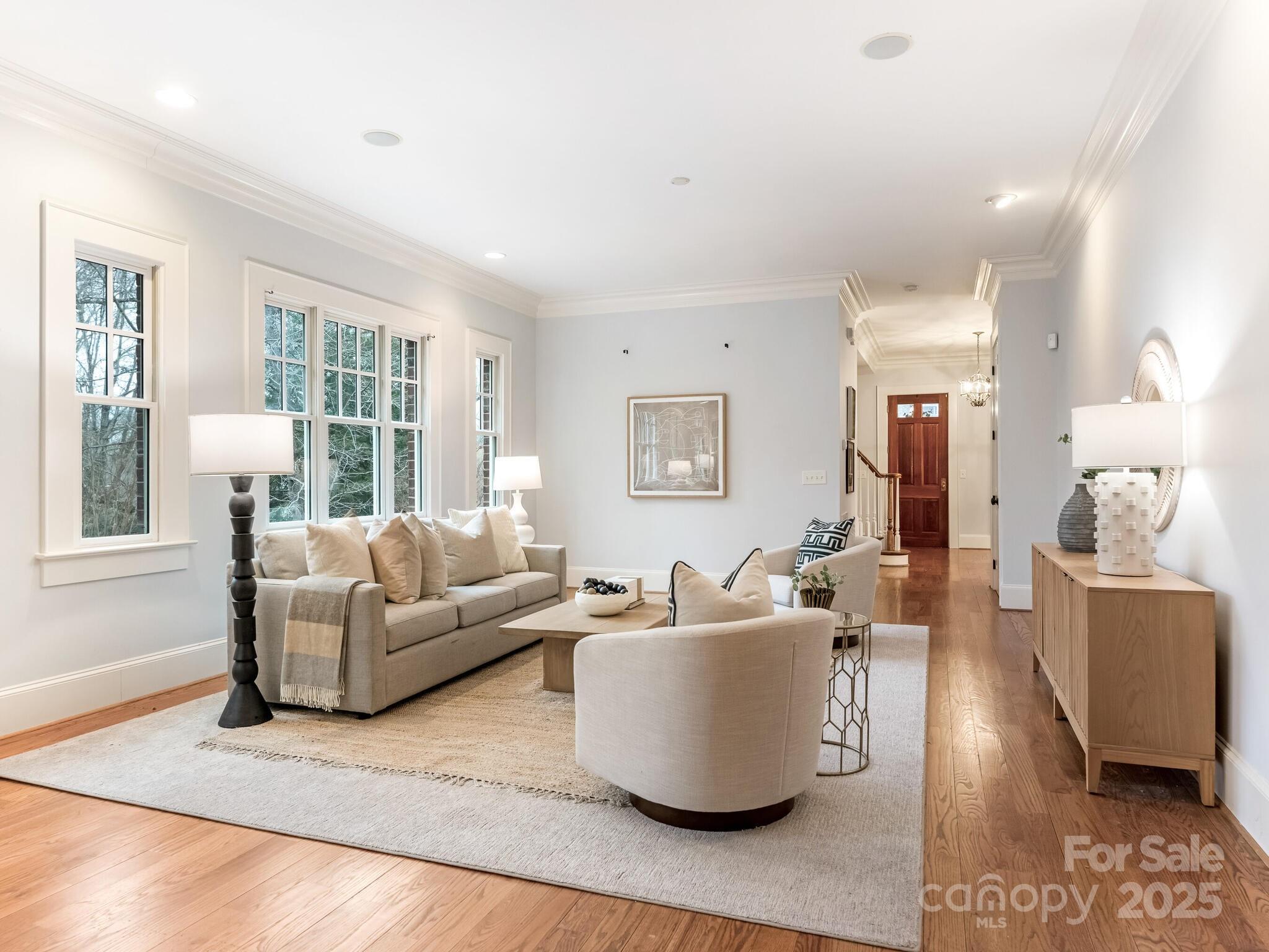 528 Meadowbrook Road