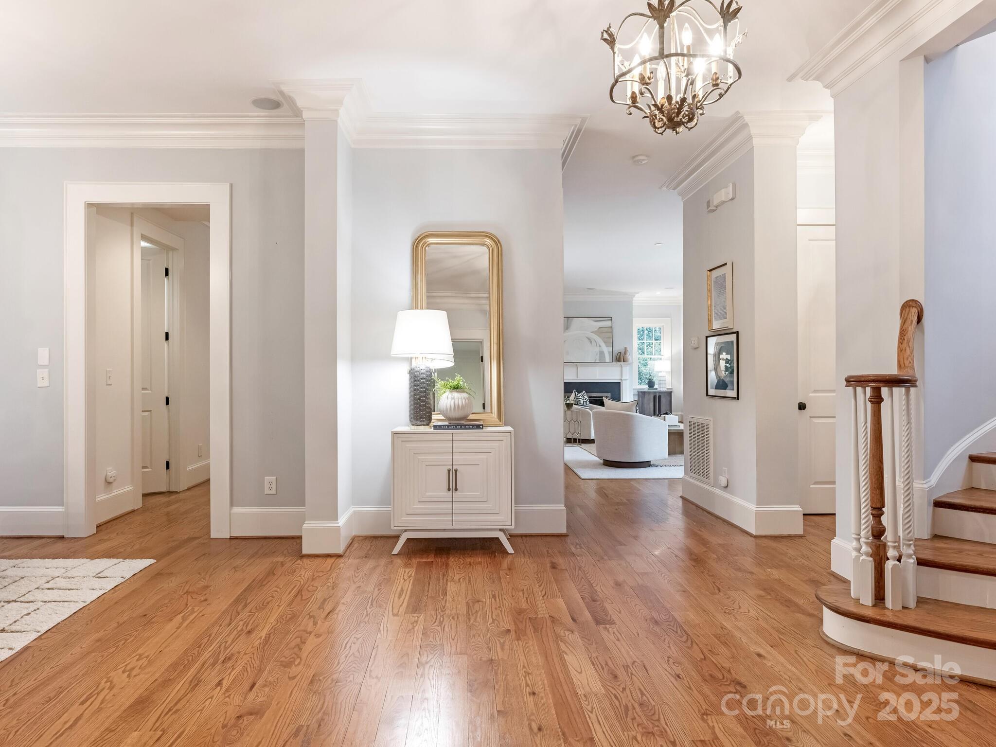 528 Meadowbrook Road