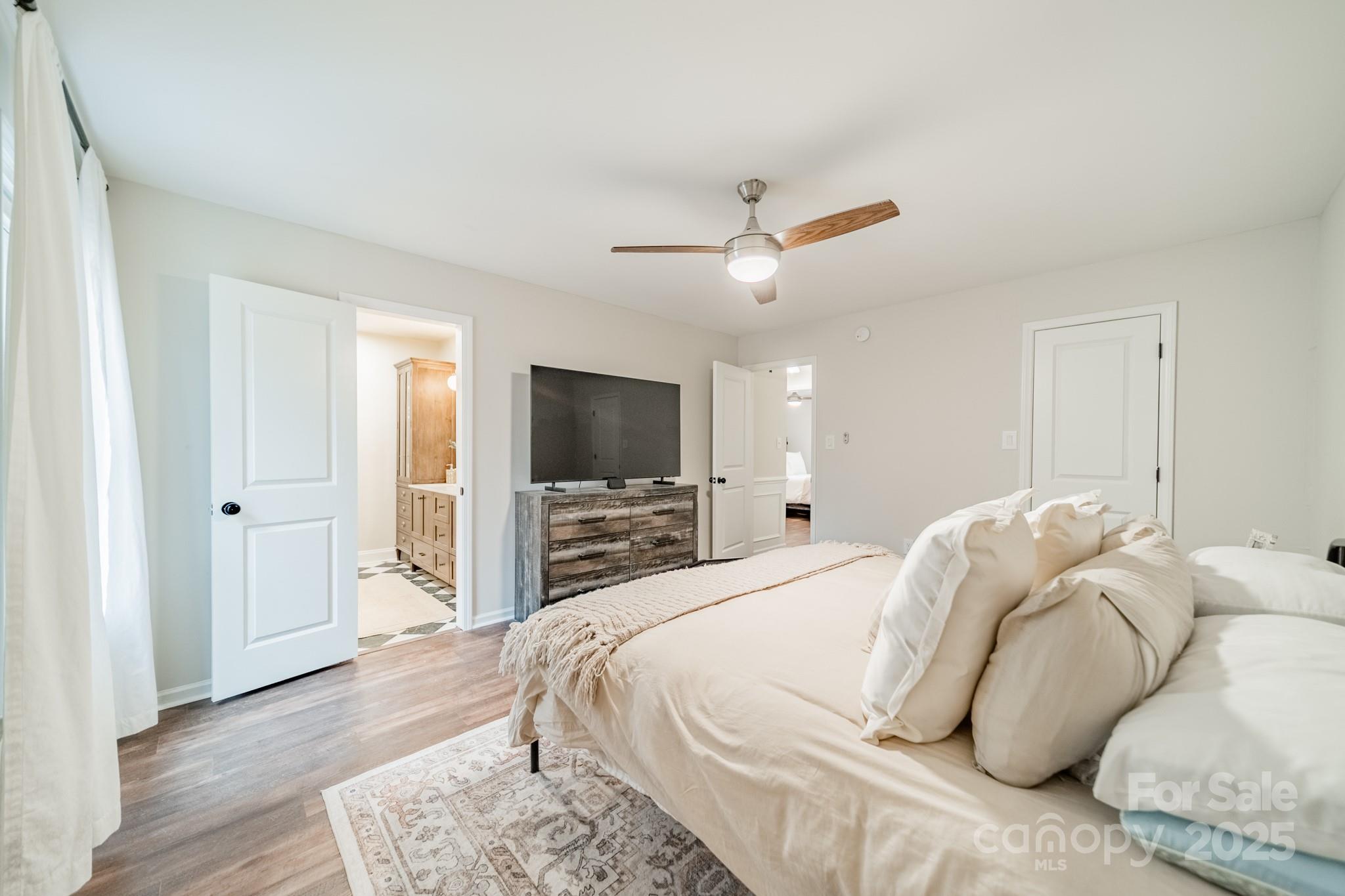 1245 Berryhill Lane