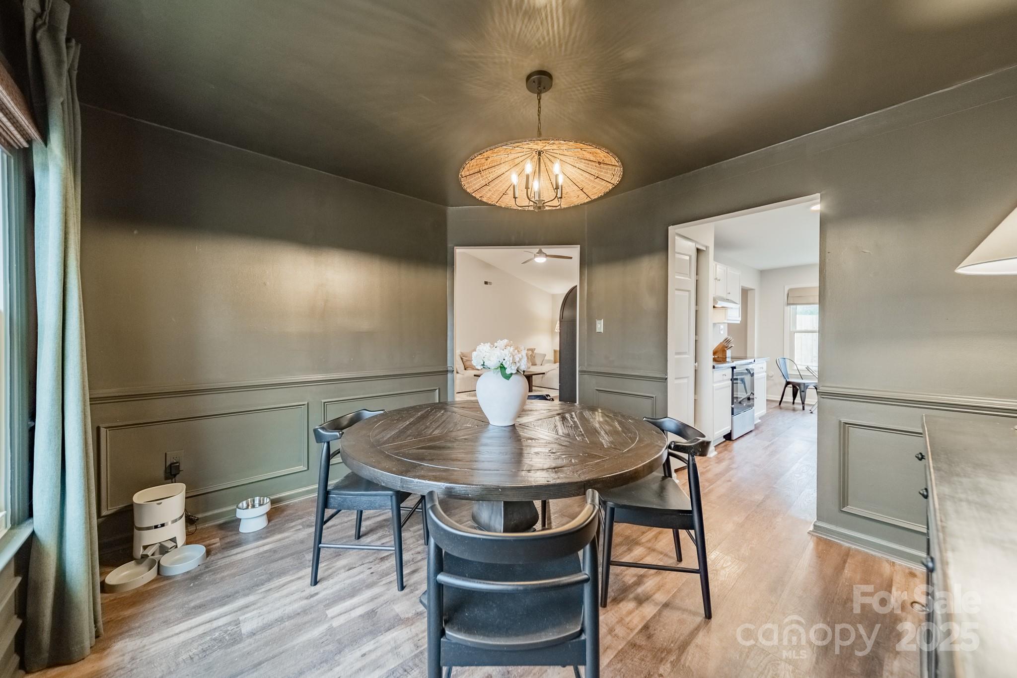 1245 Berryhill Lane