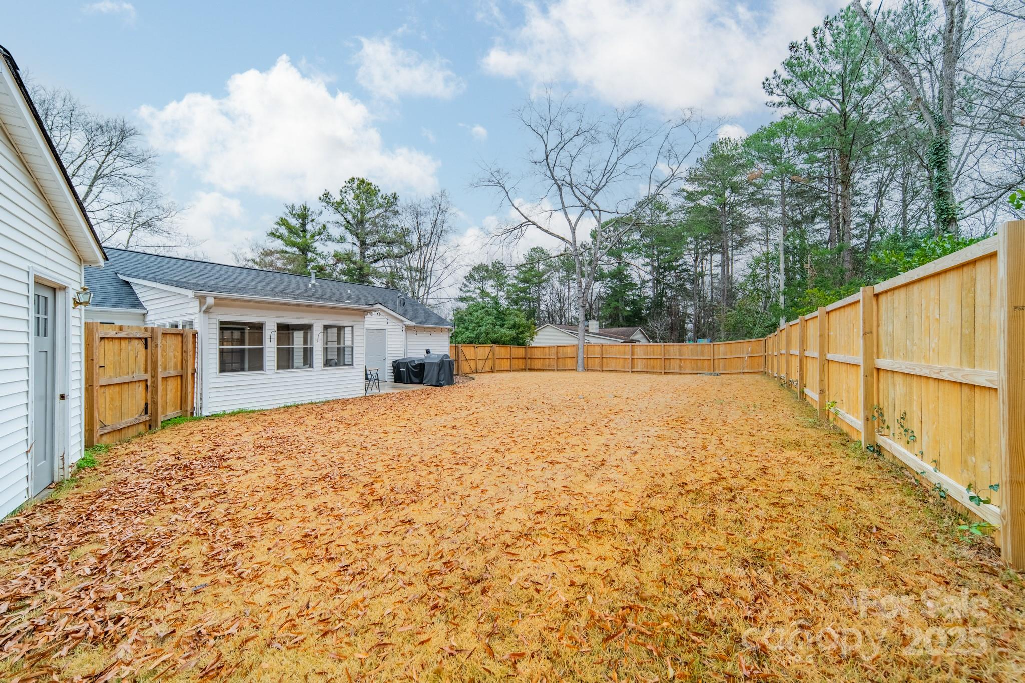 1245 Berryhill Lane