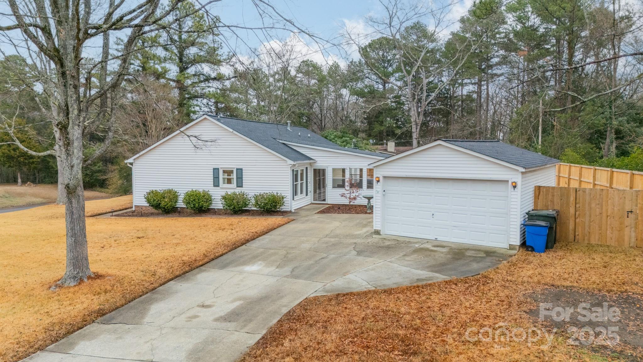 1245 Berryhill Lane