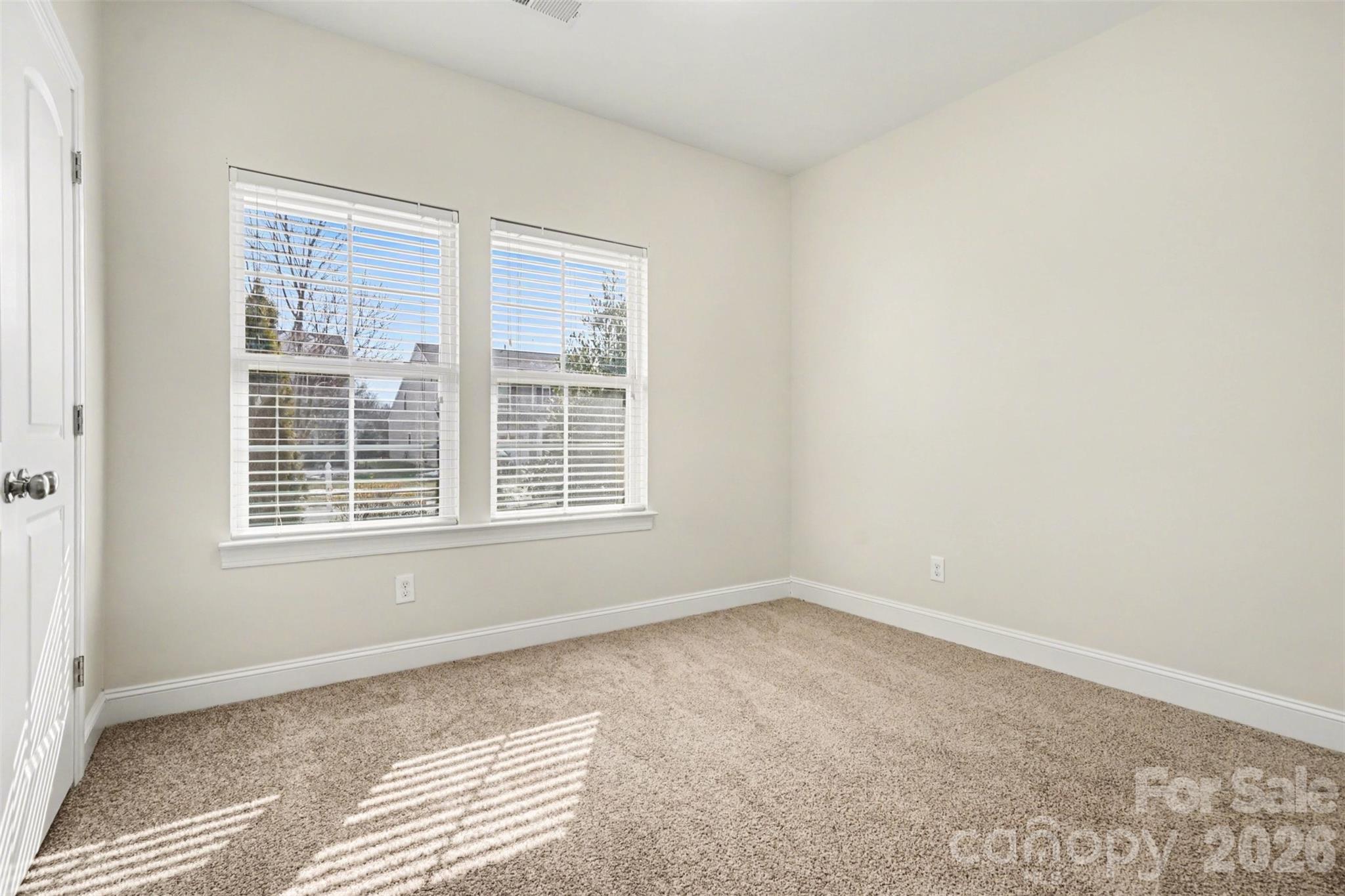 204 Paradise Hills Circle