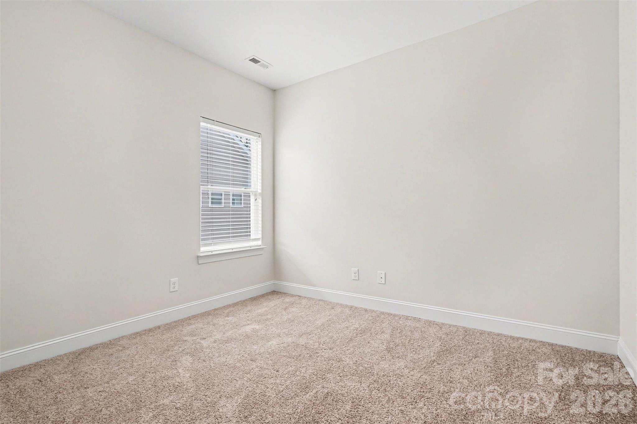 204 Paradise Hills Circle