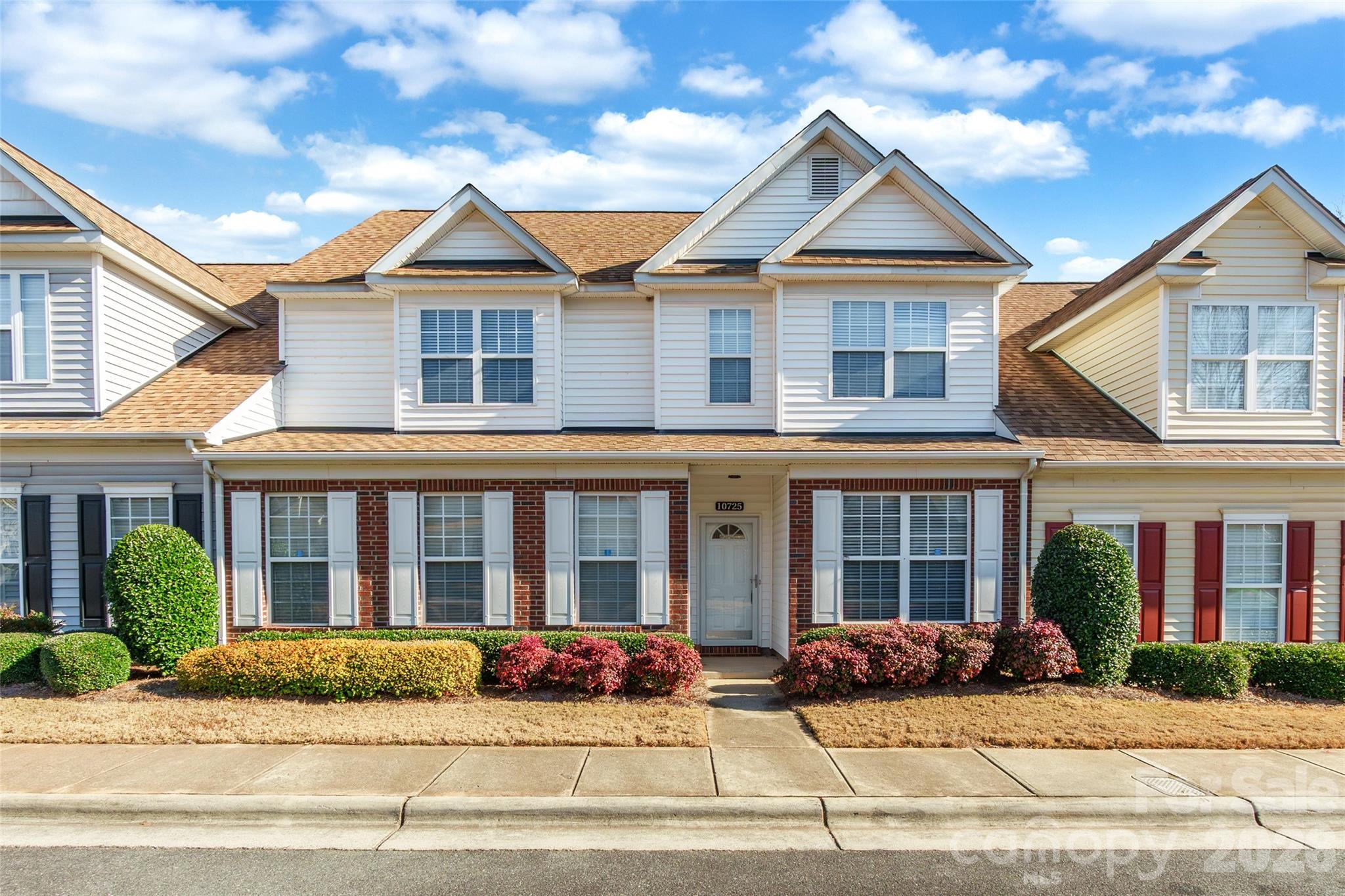 10725 Yellow Tail Court