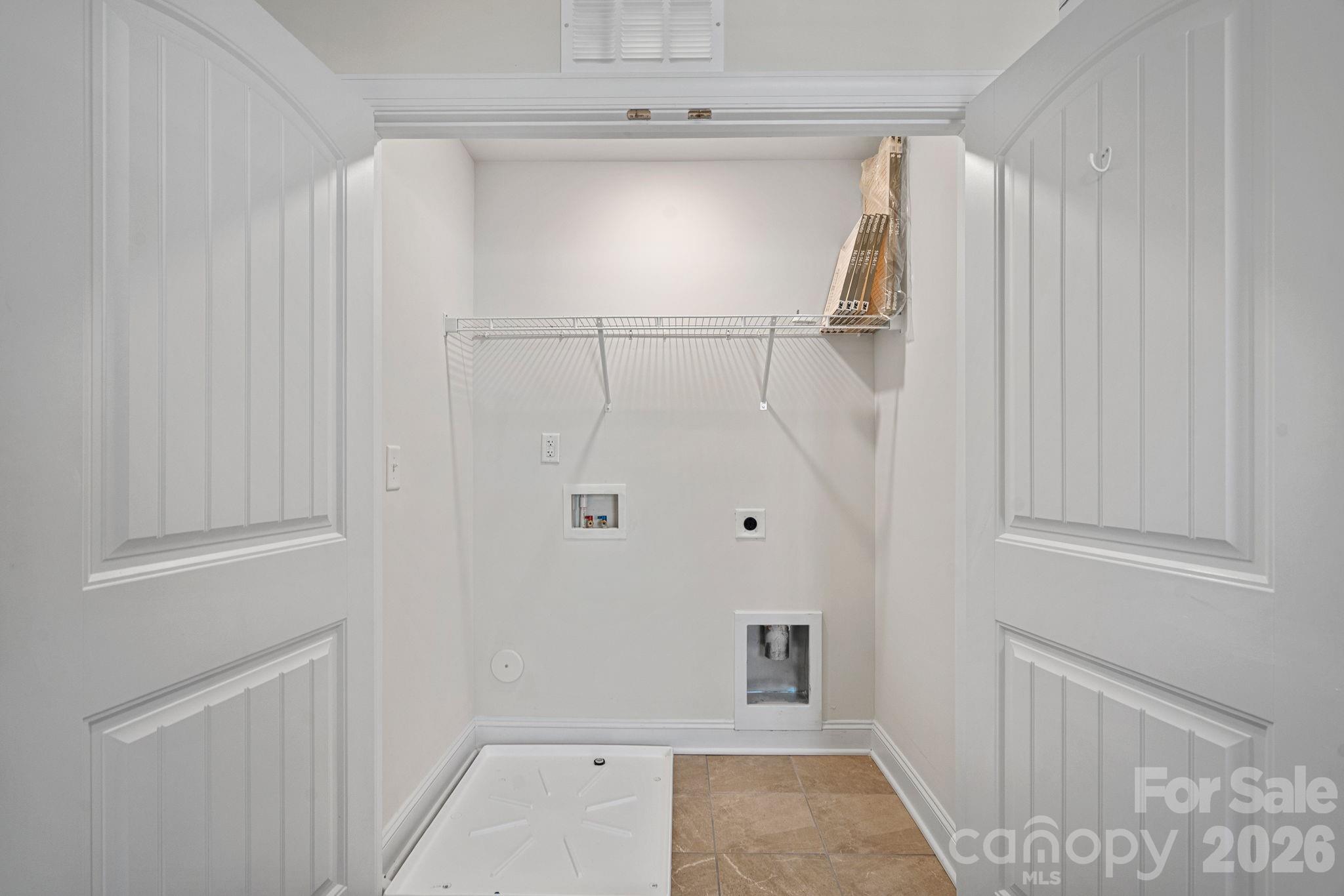 2042 Swanport Lane