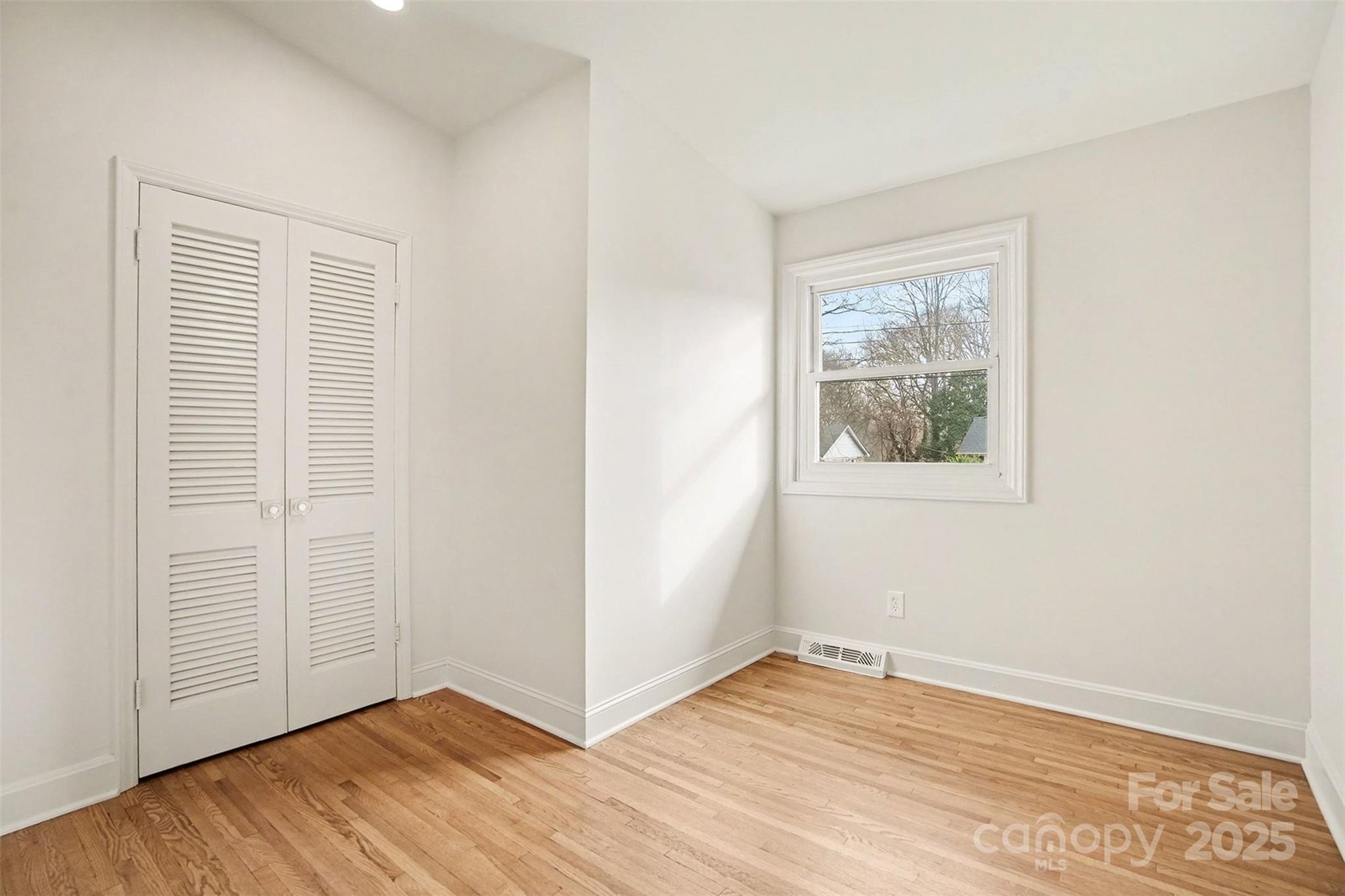 6738 Starcrest Drive