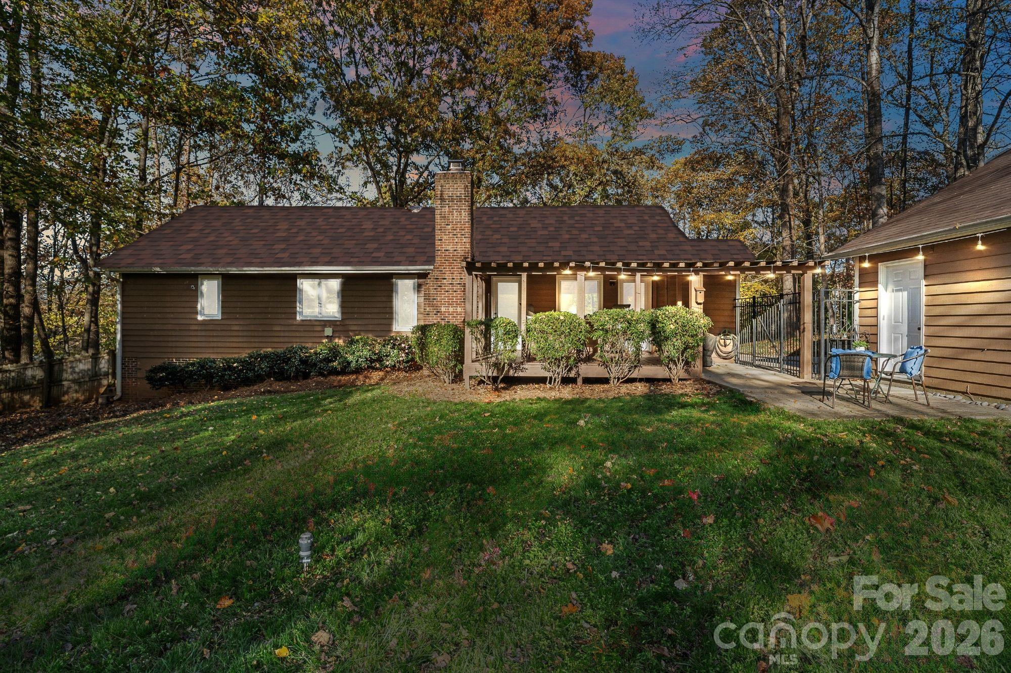 9525 Goldsmith Lane