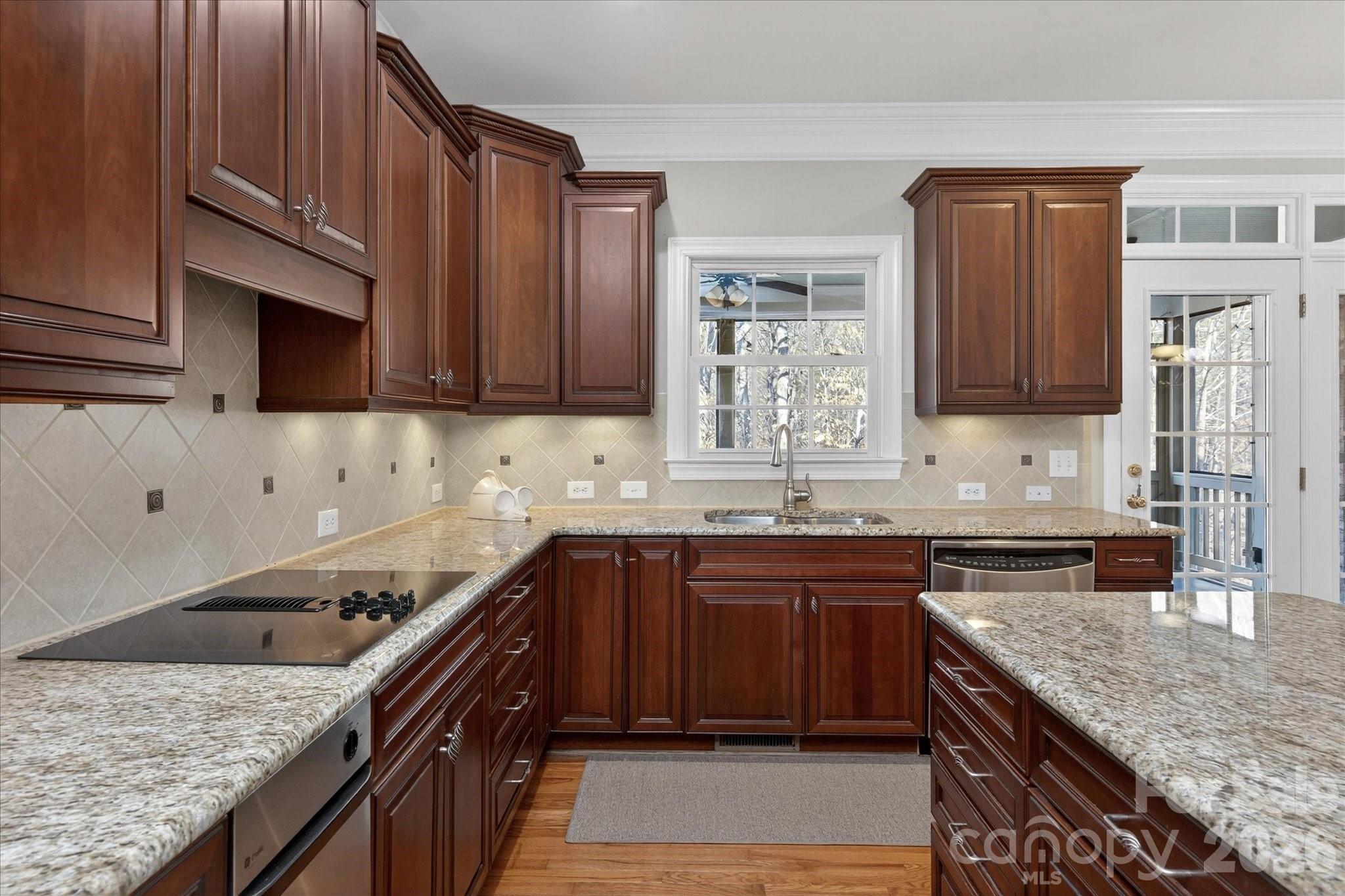 1237 Waynewood Drive