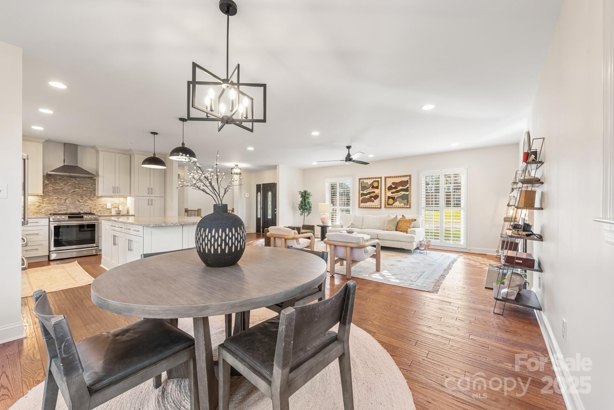 3343 Gresham Place