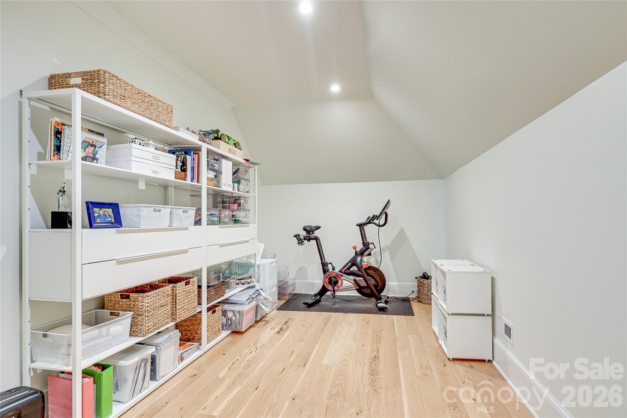 418 Ellsworth Road