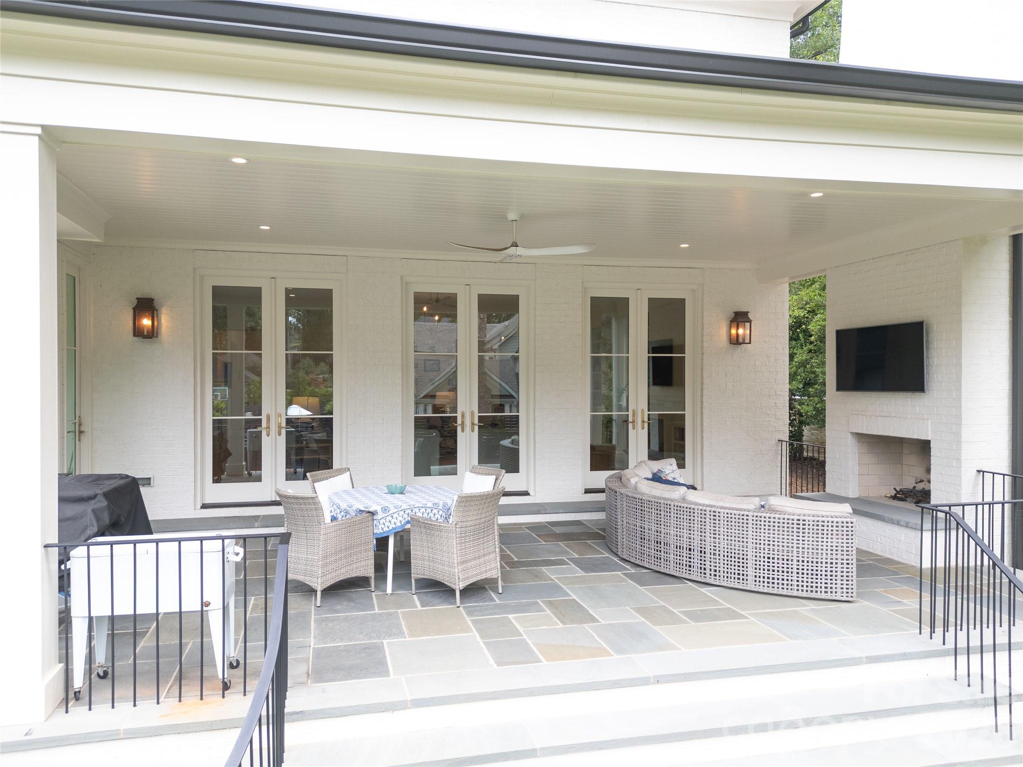 418 Ellsworth Road
