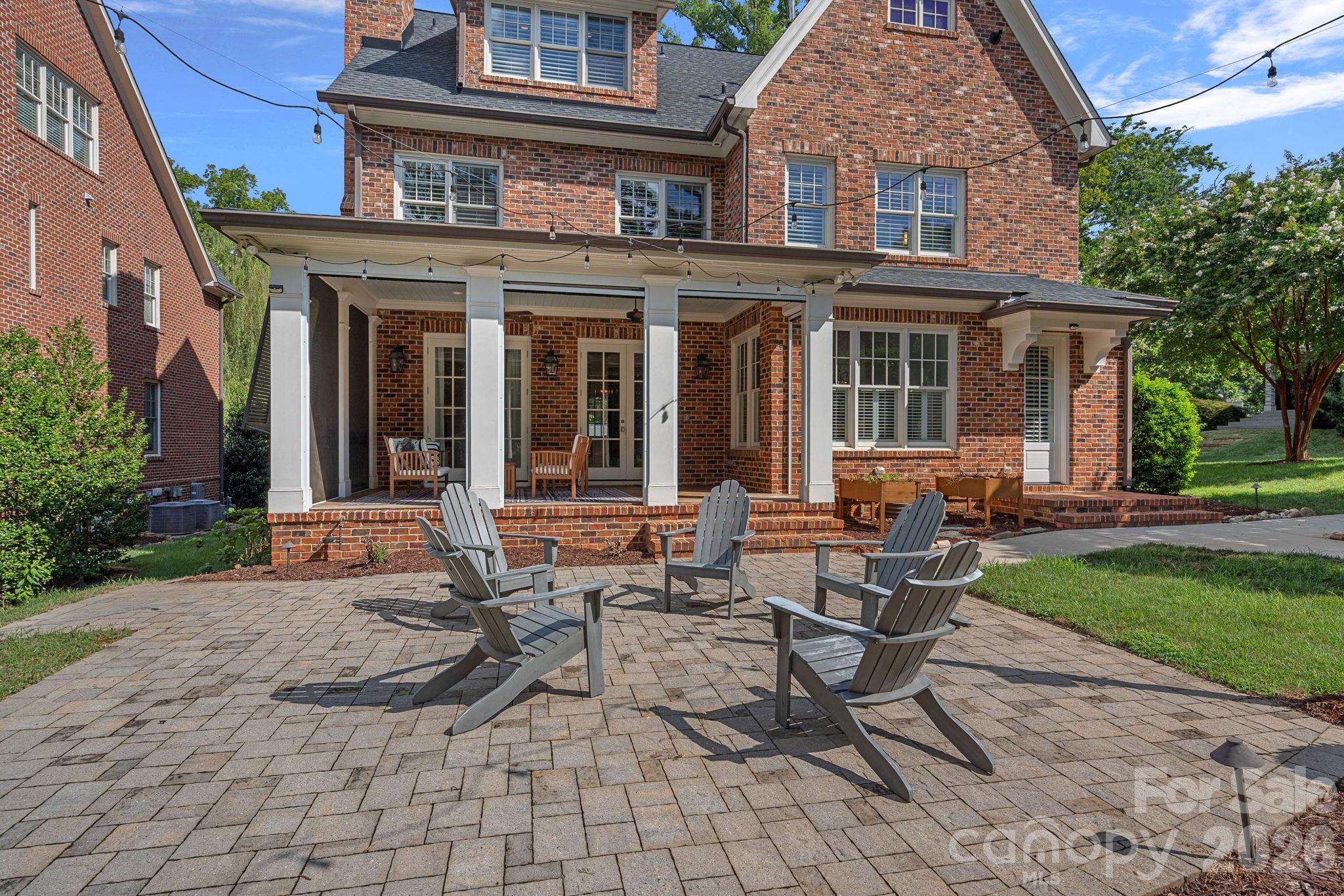 532 Ashworth Road