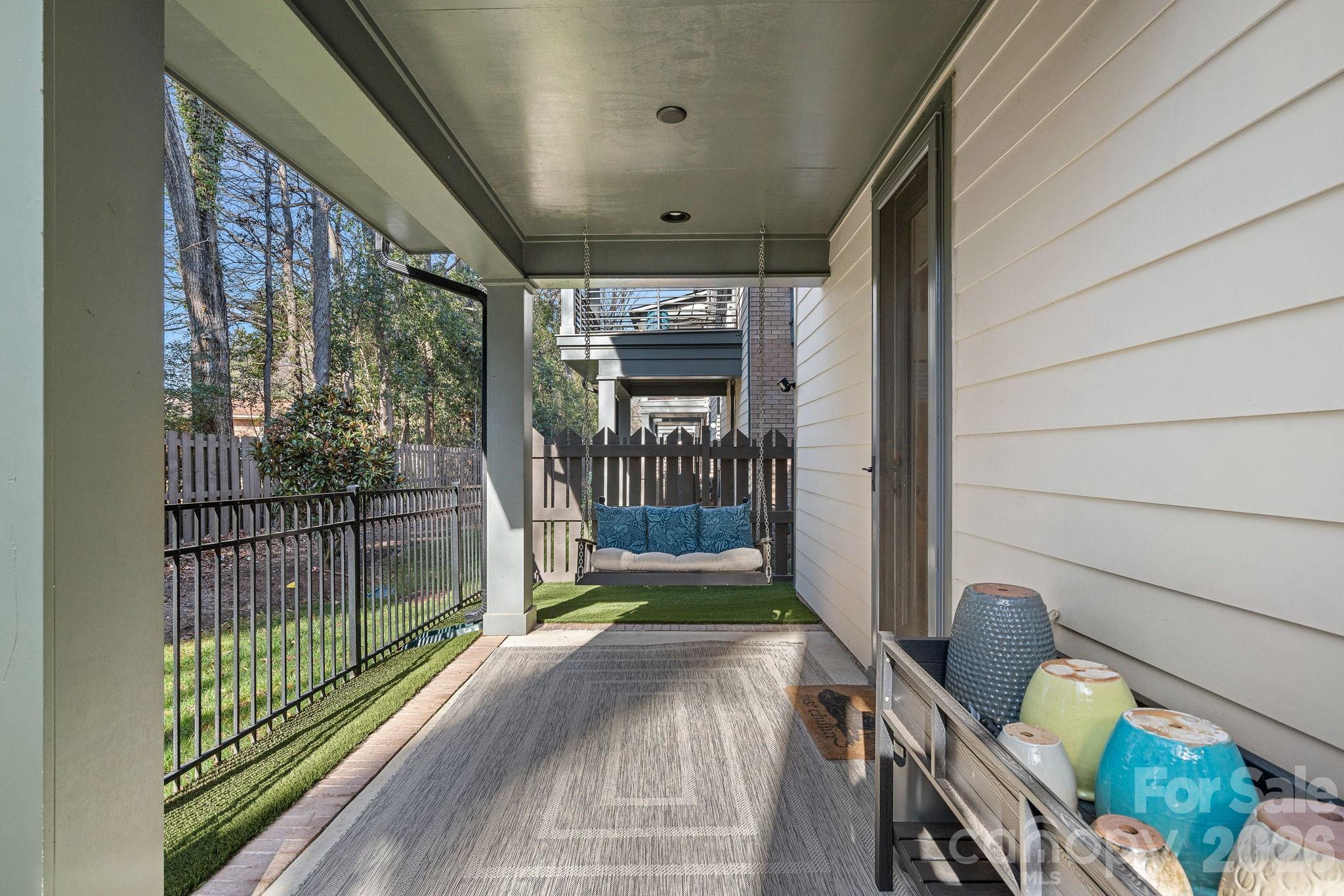 824 Madison Glen Lane