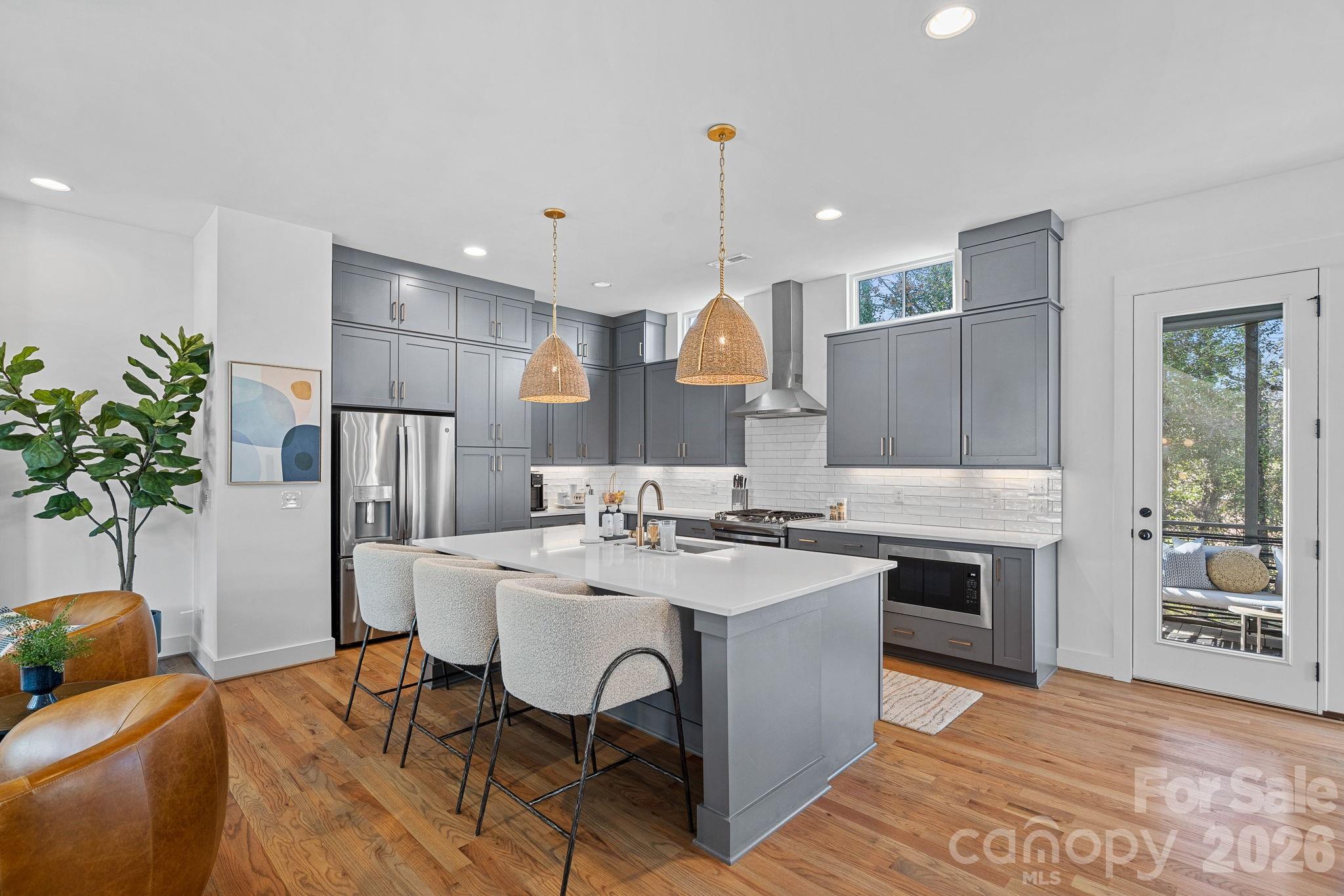 824 Madison Glen Lane