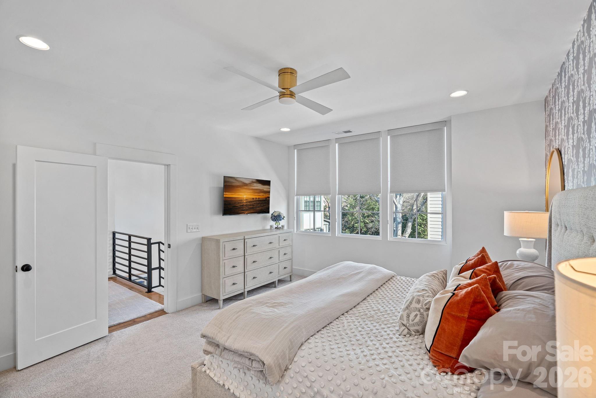 824 Madison Glen Lane