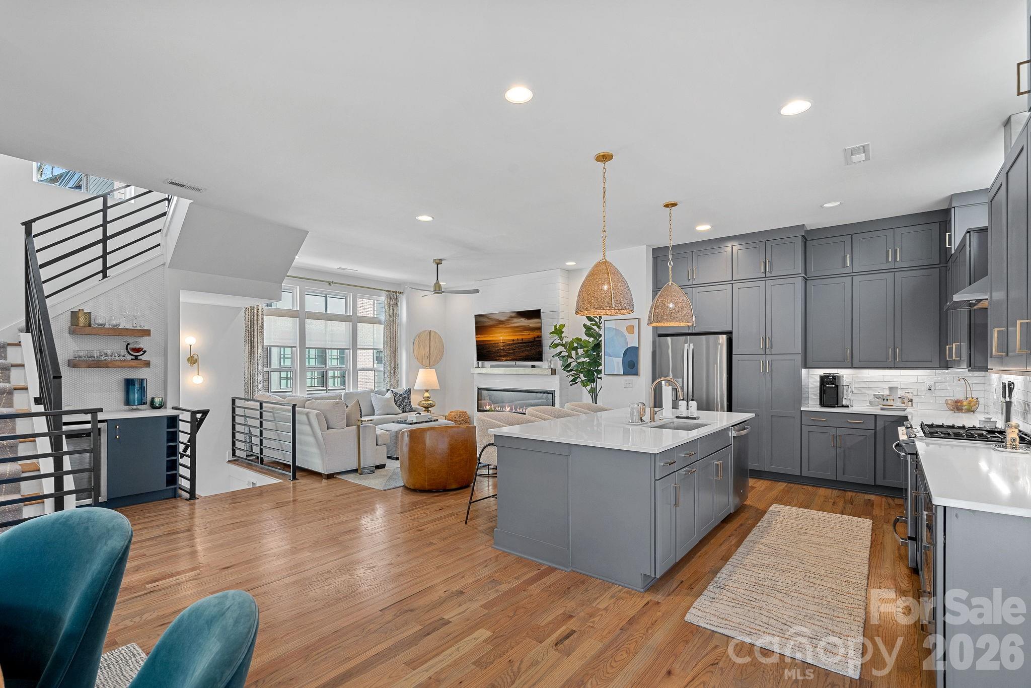 824 Madison Glen Lane