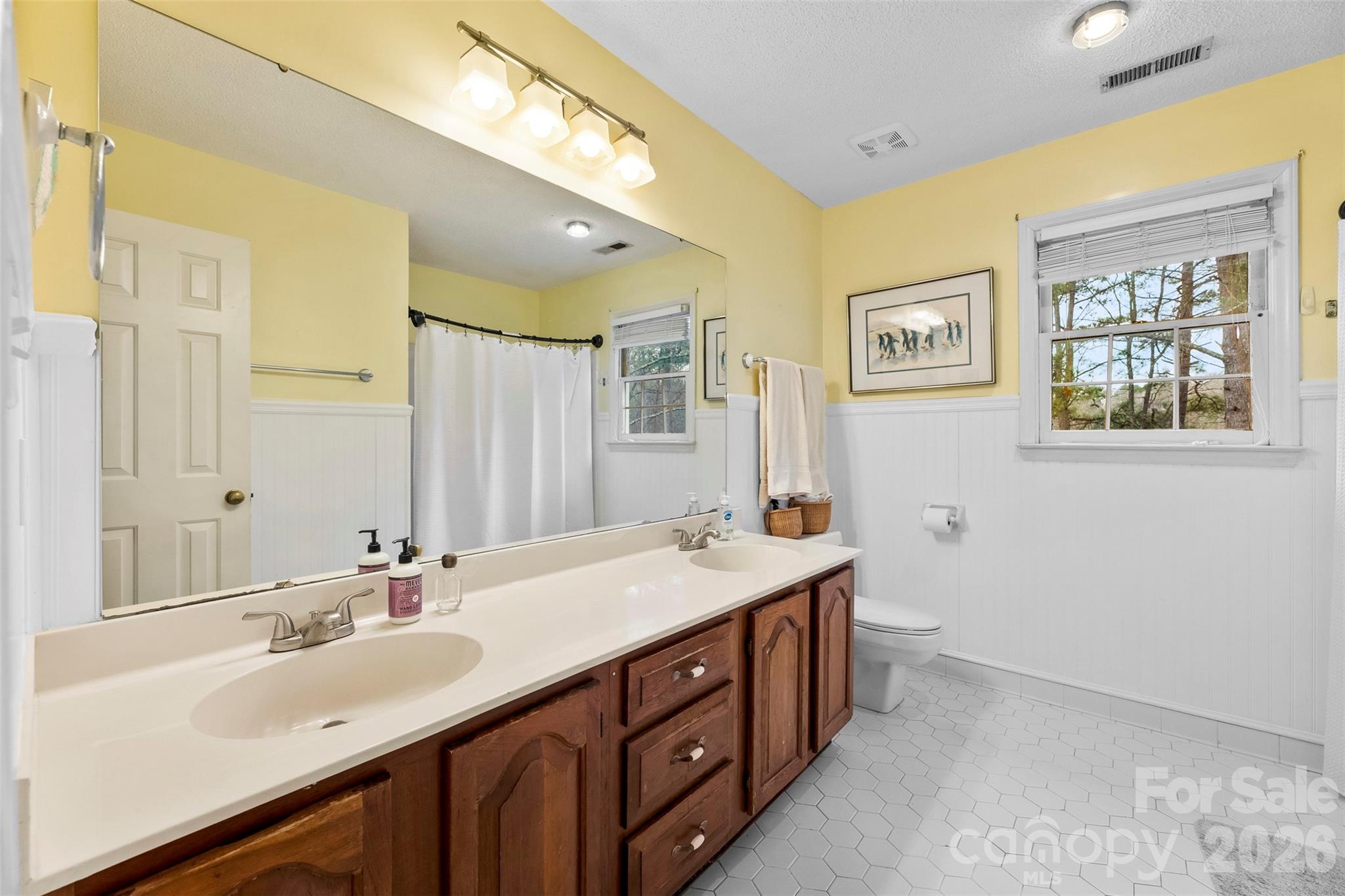 10318 Hollybrook Drive