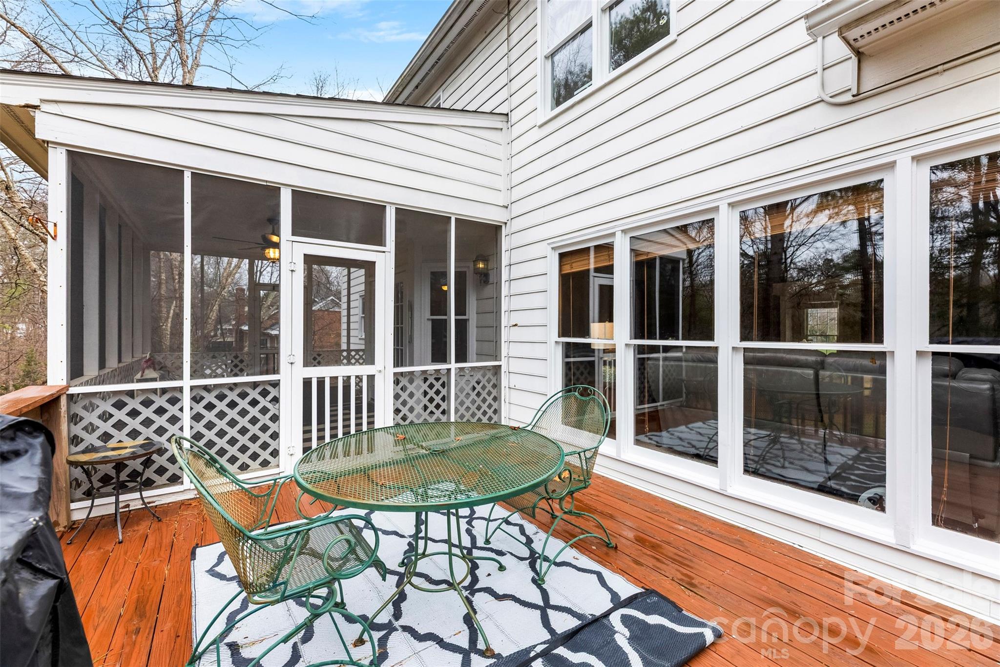 10318 Hollybrook Drive