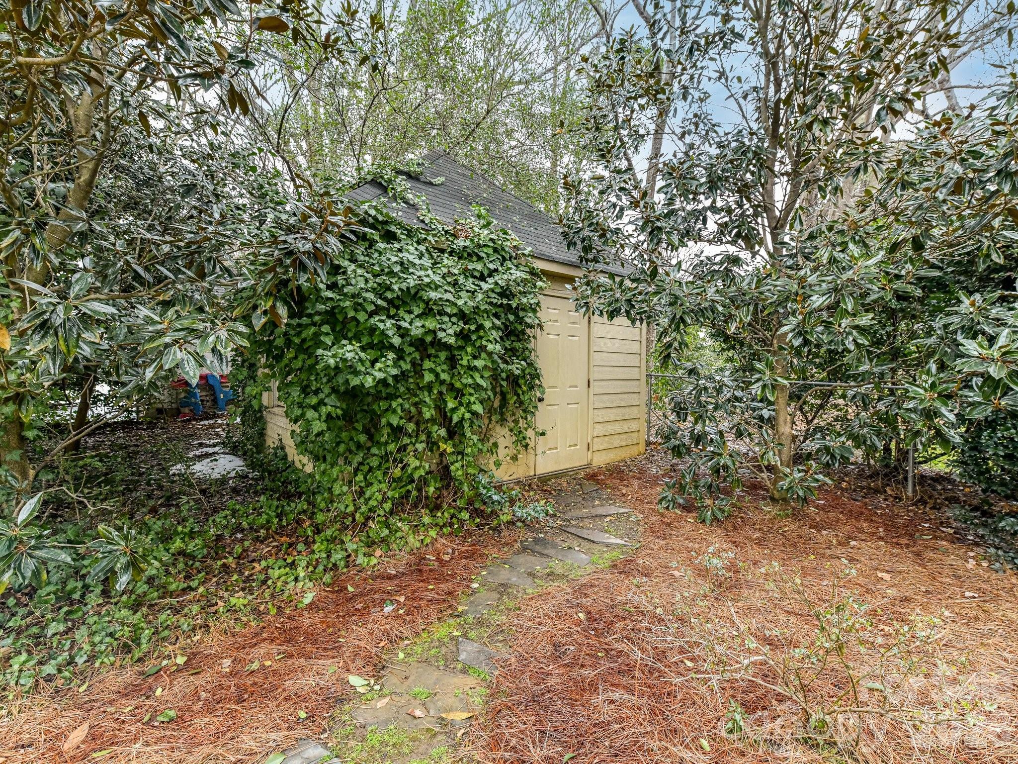 3116 Cloverfield Road