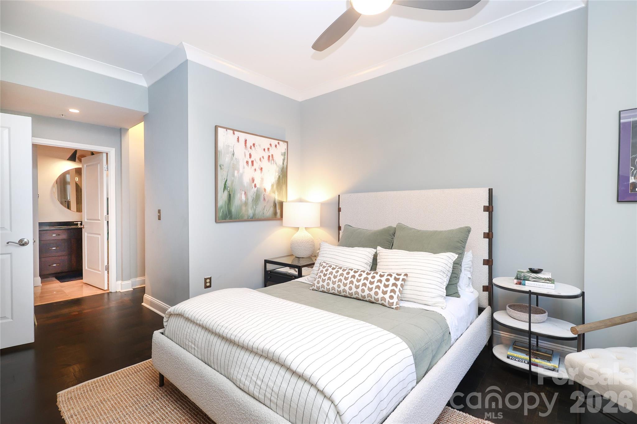 300 W 5th Street Unit: 222