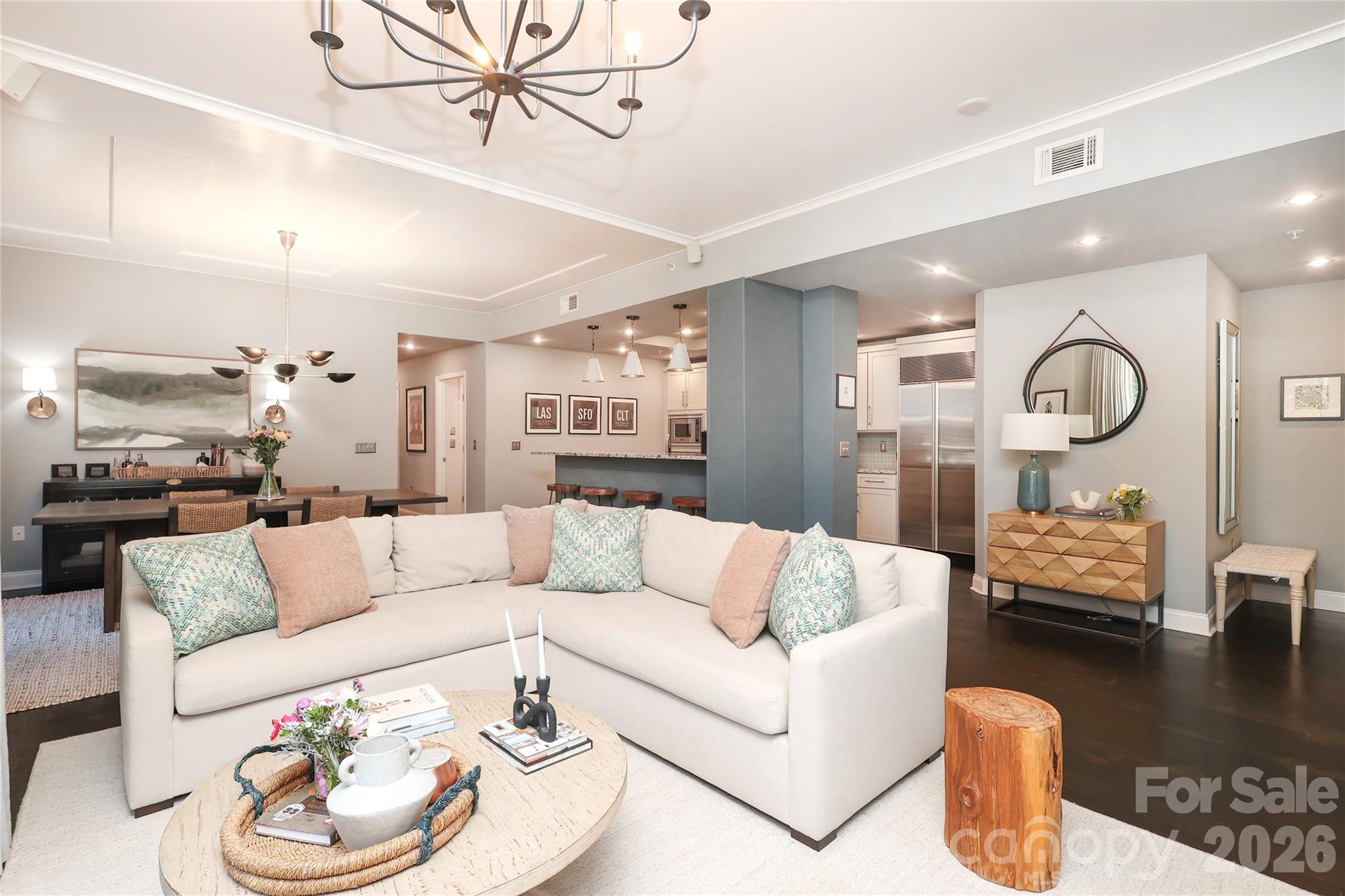 300 W 5th Street Unit: 222
