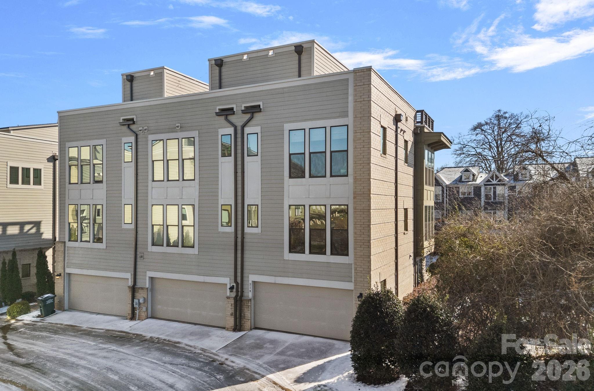 214 Wesley Heights Way
