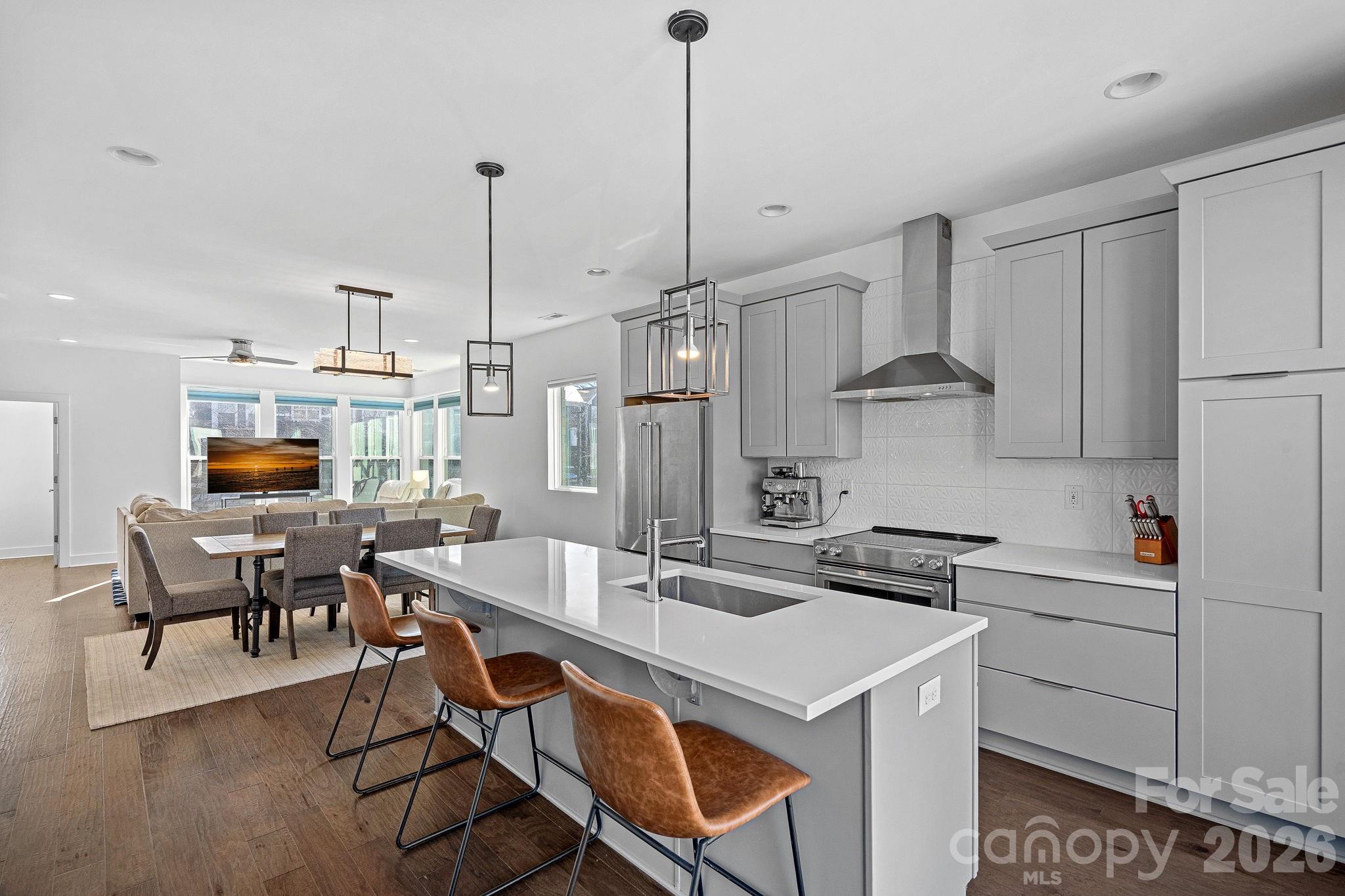214 Wesley Heights Way