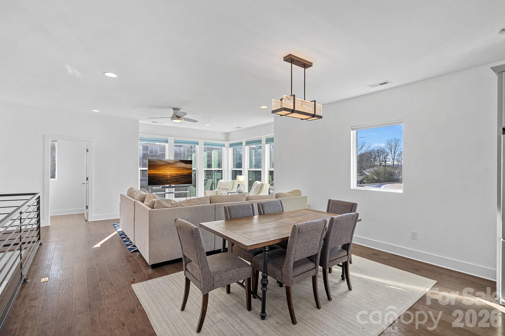 214 Wesley Heights Way