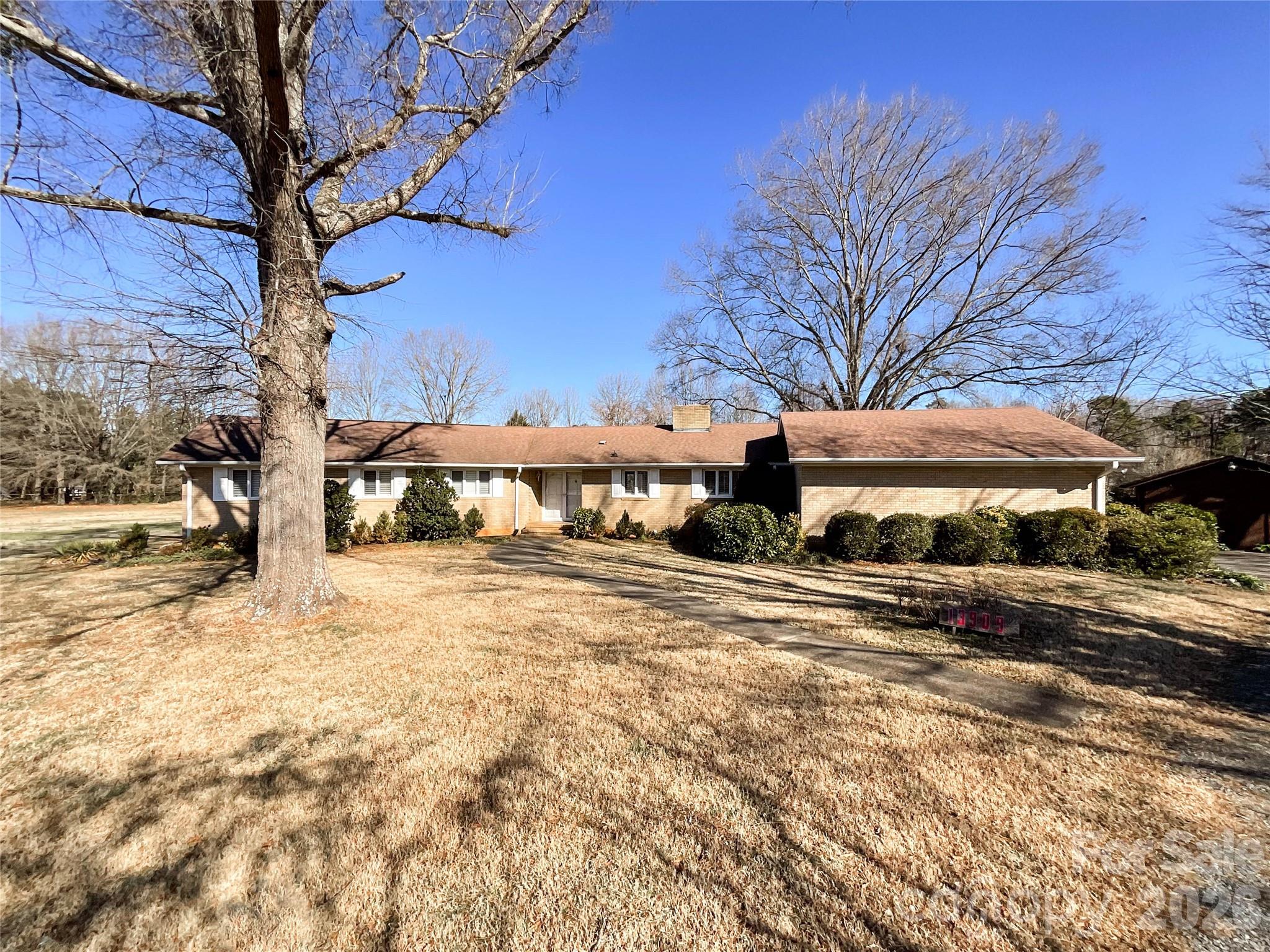 13909 Idlewild Road