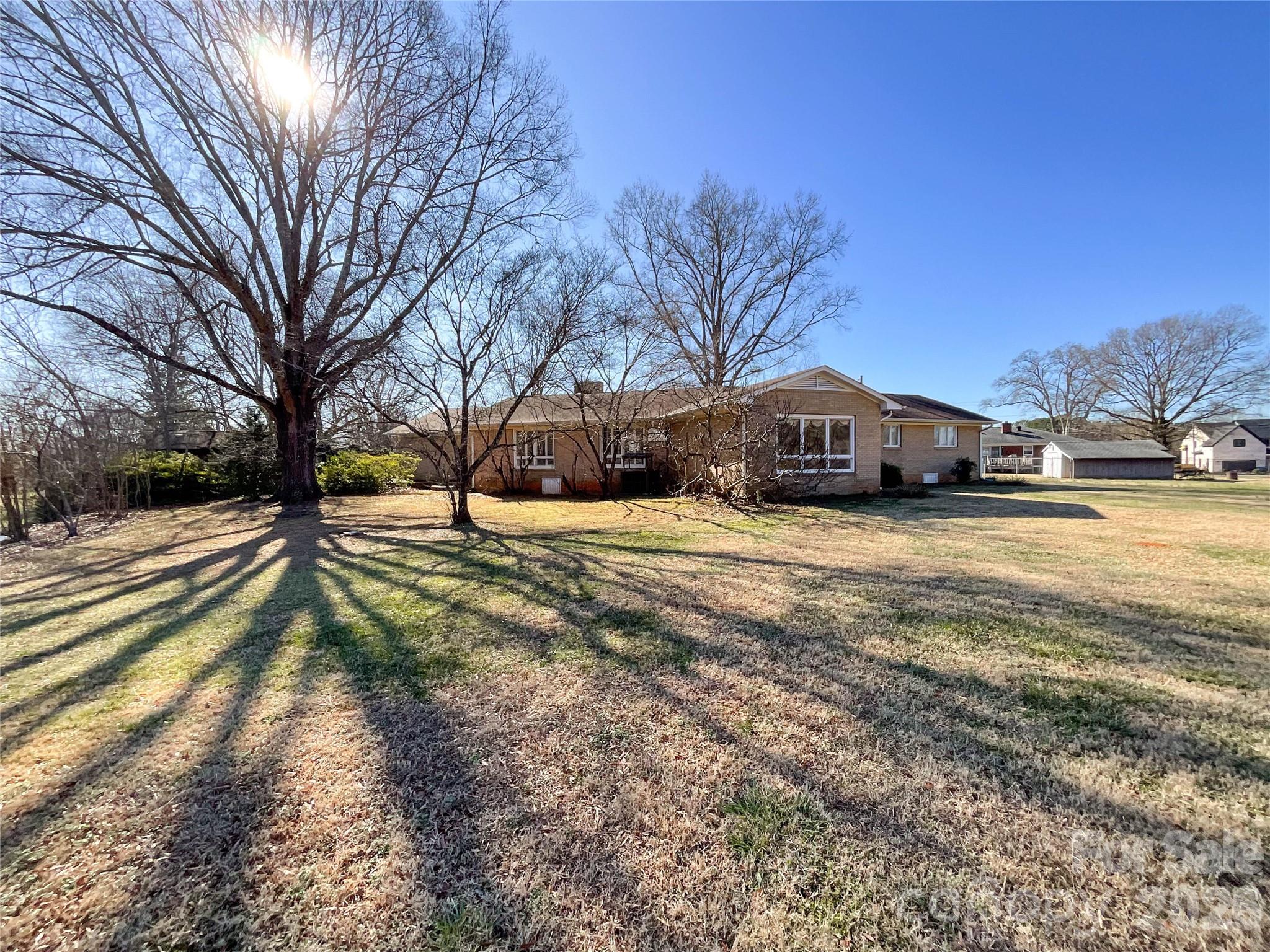 13909 Idlewild Road